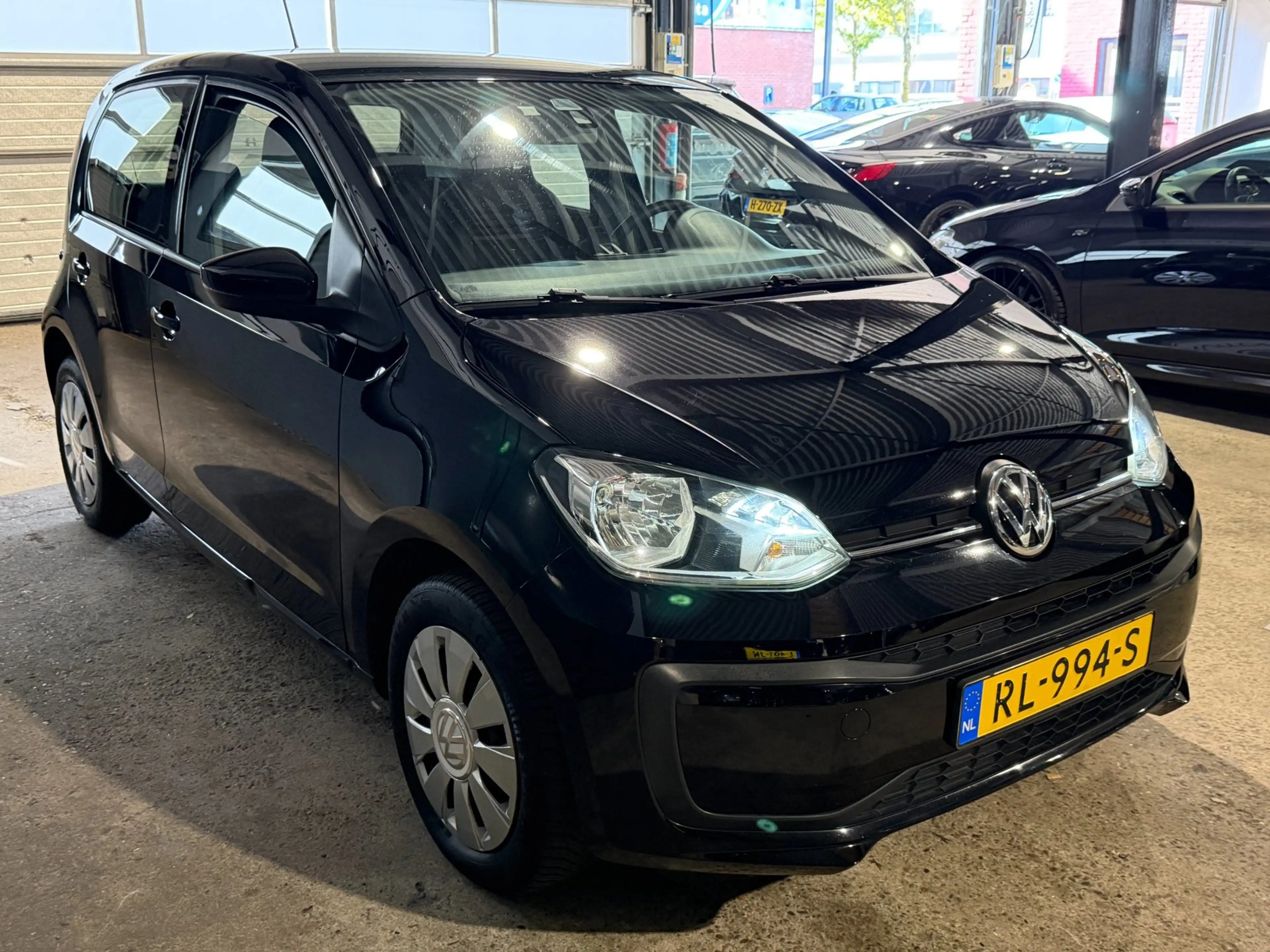 Volkswagen up! 1.0 BMT move up! Navigatie Led NAP — photo 5