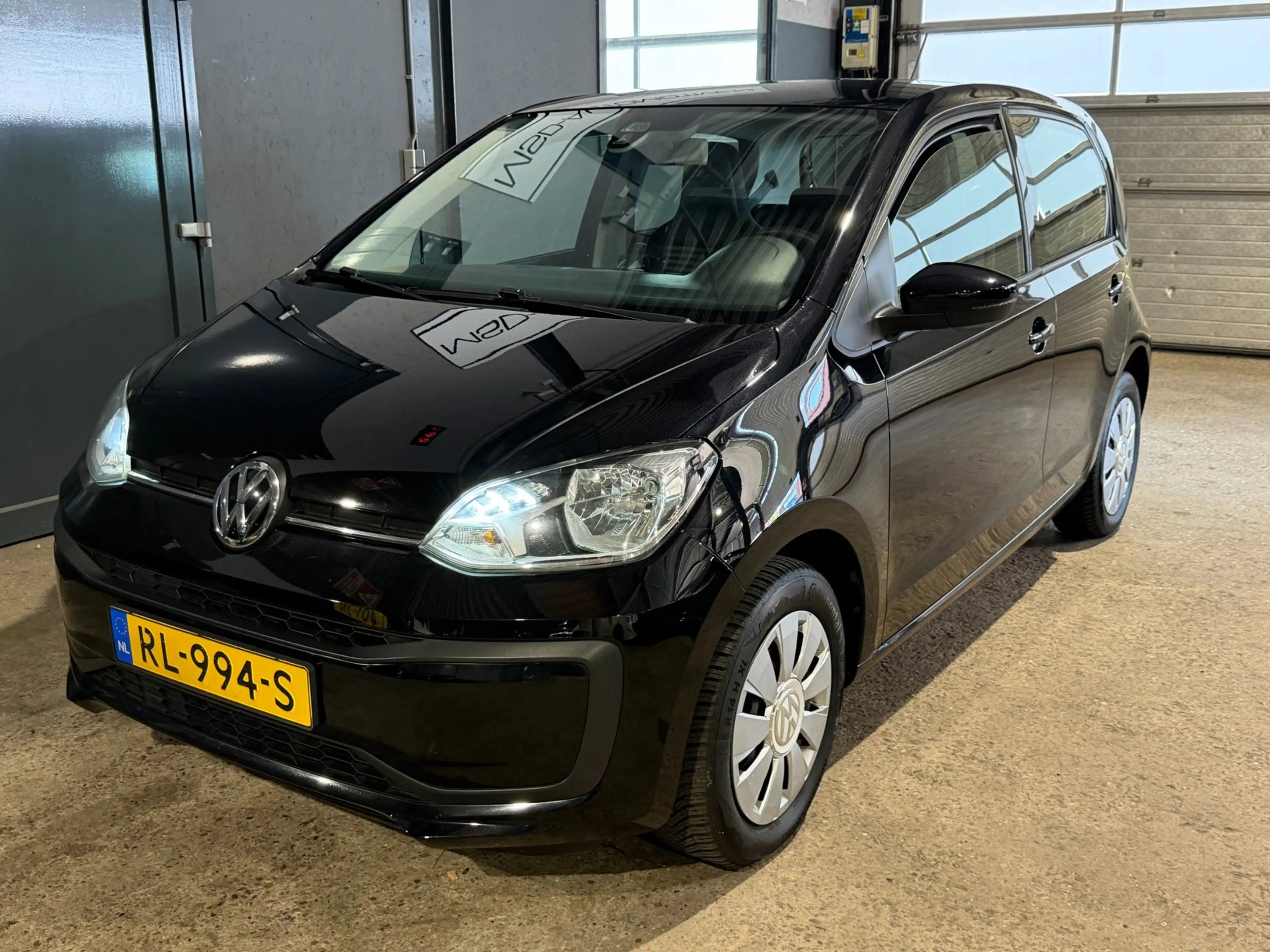 Volkswagen up! 1.0 BMT move up! Navigatie Led NAP — photo 2