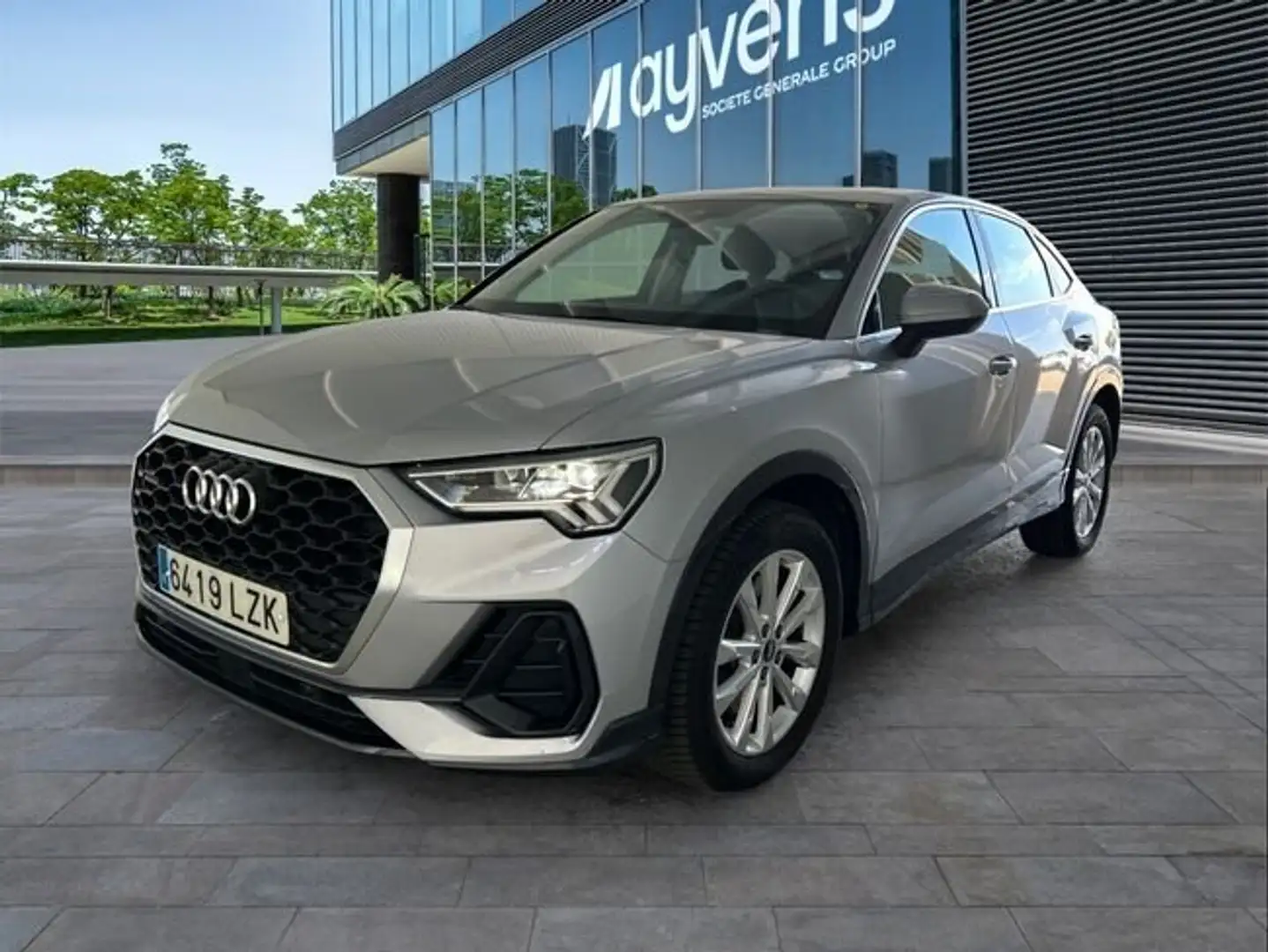 Audi Q3 40 TFSI quattro Advanced Plateado - 1