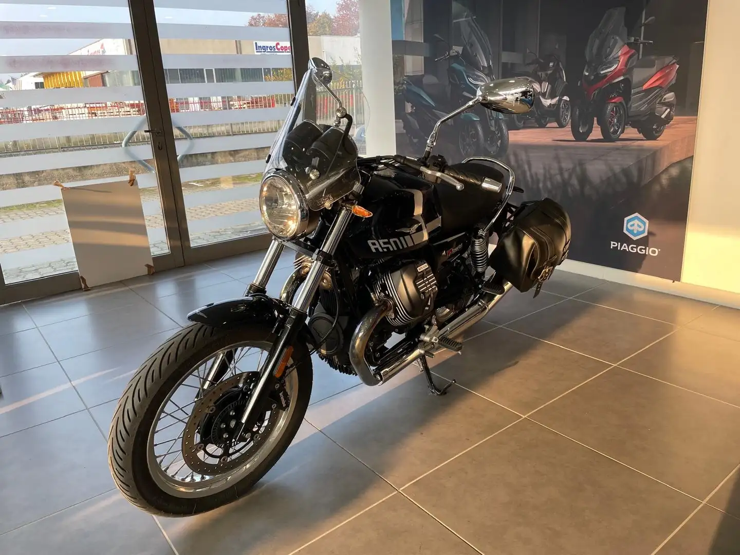 Moto Guzzi V 7 Special 850, UNICO PROPRIETARIO, SOLO 4.000KM! Czarny - 1