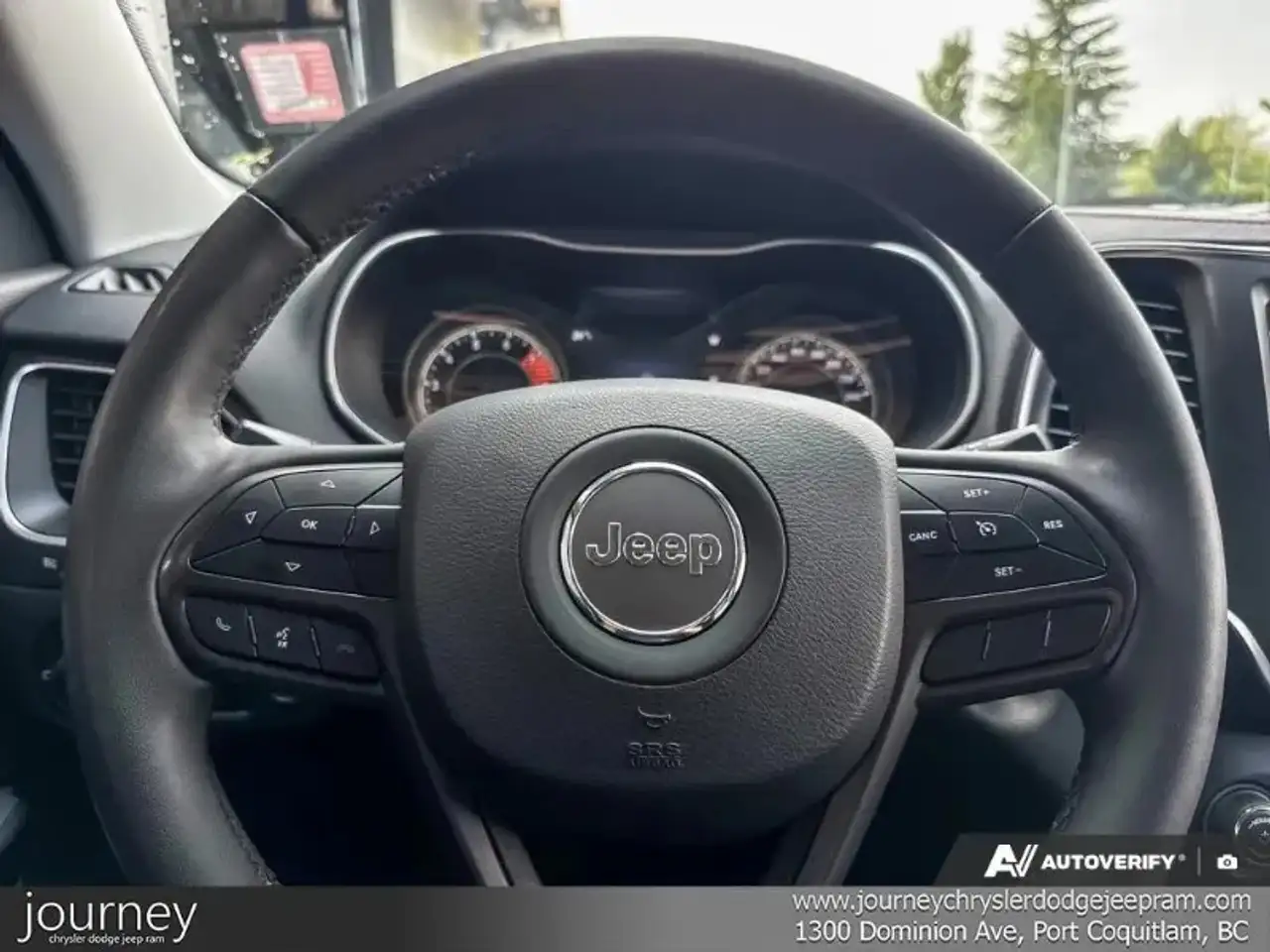 Jeep Cherokee photo Jeep Cherokee