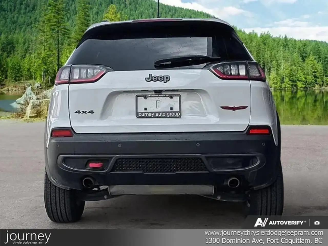 Jeep Cherokee photo Jeep Cherokee