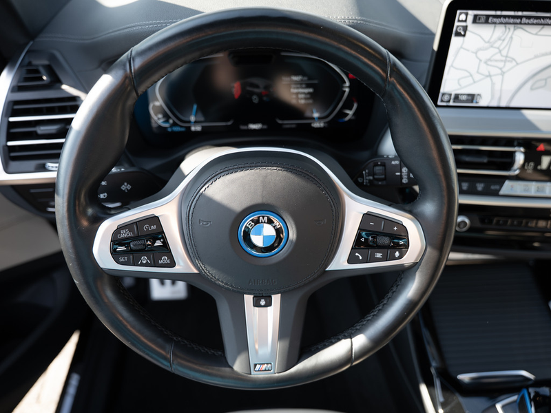 BMW iX3 Impressive FACEL. PANO HUD 360° LED ACC — photo 10