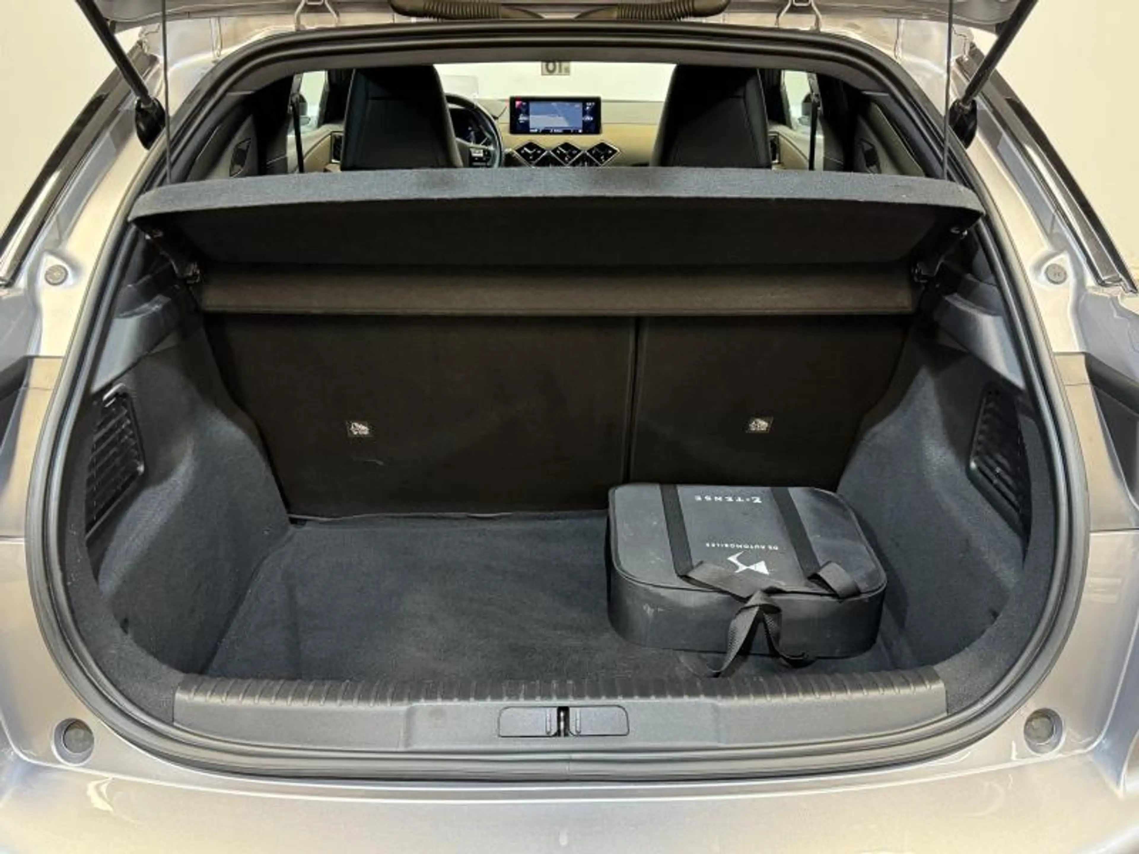 DS Automobiles DS 3 Crossback SO CHIC — photo 7