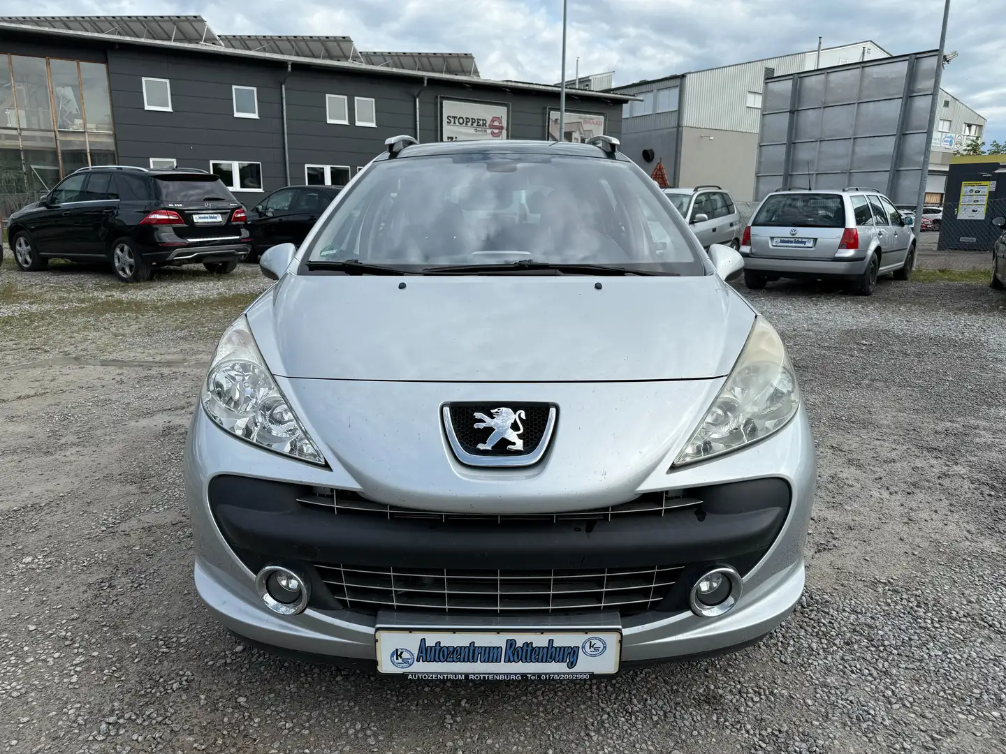 Peugeot 207 Sport - AUTOMATIK - TÜV NEU - KLIMAAUT. - Plateado - 2