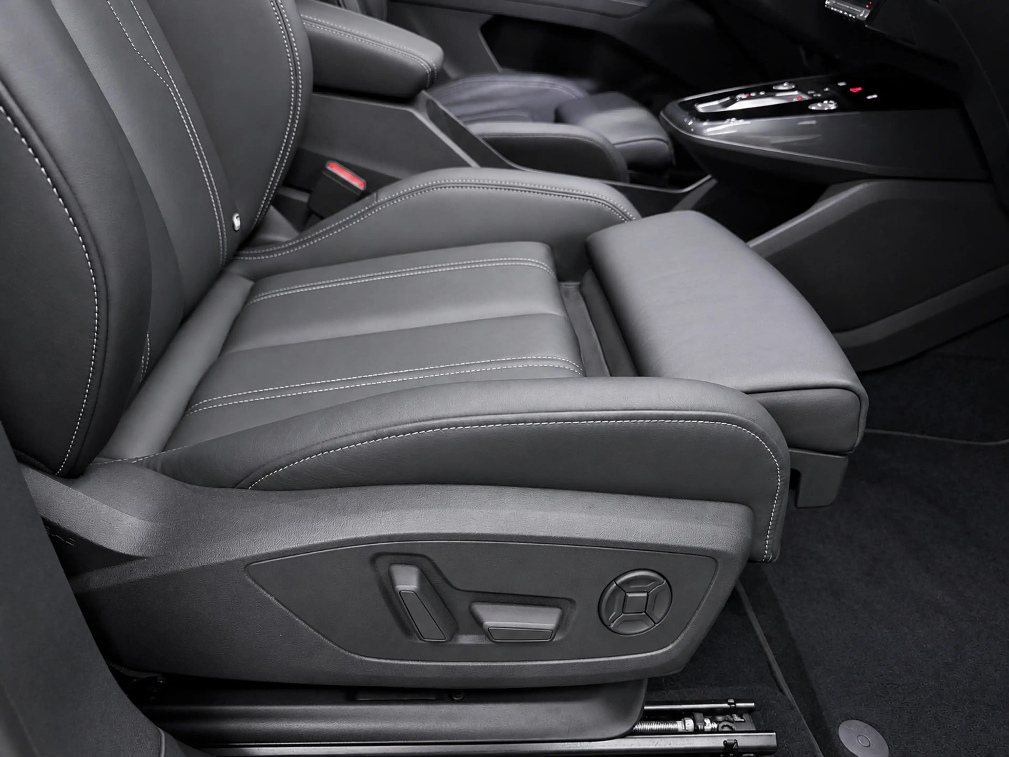 Audi Q4 e-tron Sportback 50 quattro 21" 3X S-LINE LEDER+ M-STOELE — photo 20