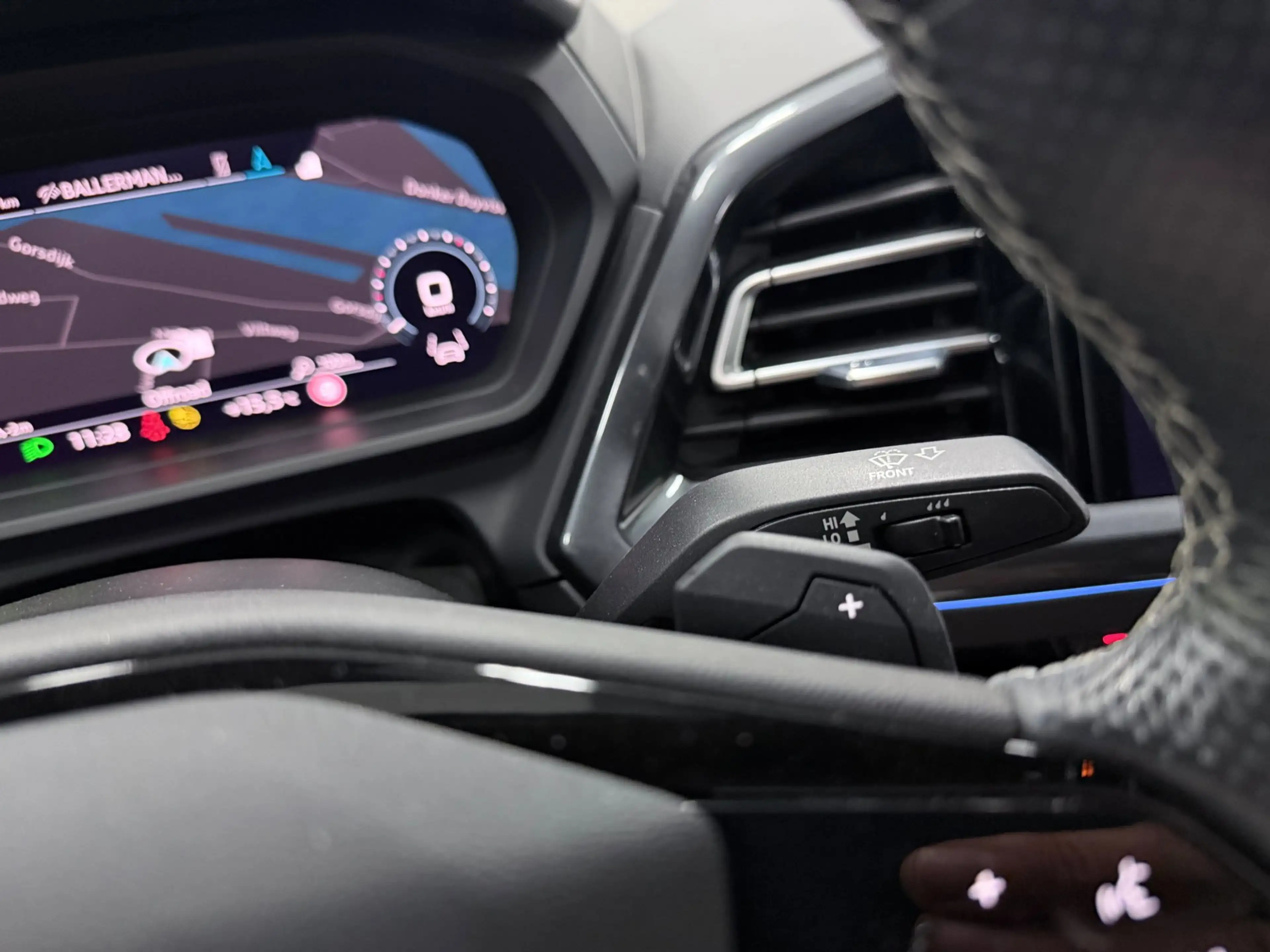 Audi Q4 e-tron Sportback 50 quattro 21" 3X S-LINE LEDER+ M-STOELE — photo 28