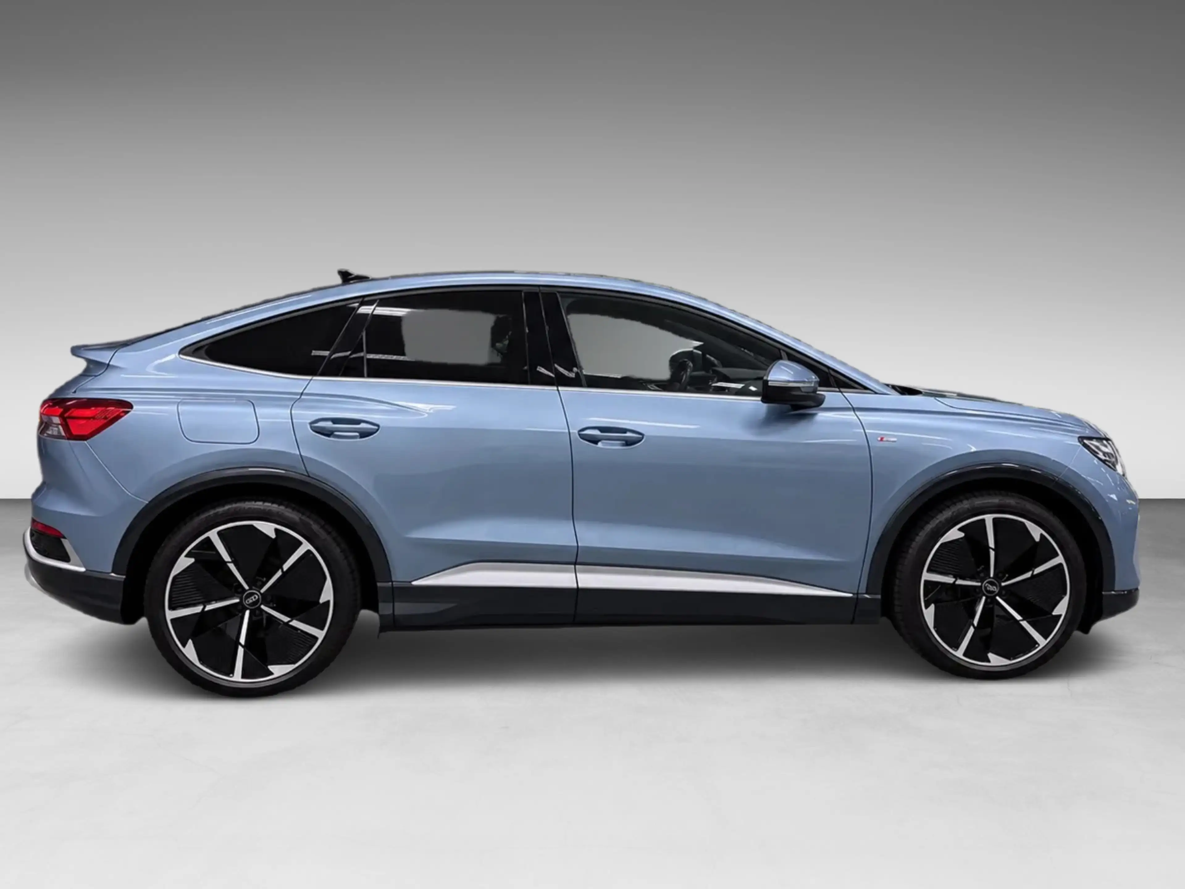 Audi Q4 e-tron Sportback 50 quattro 21" 3X S-LINE LEDER+ M-STOELE — photo 8
