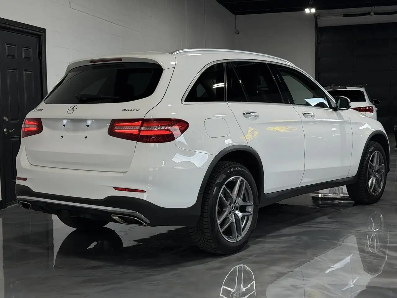 Mercedes-Benz GLC photo Mercedes-Benz GLC