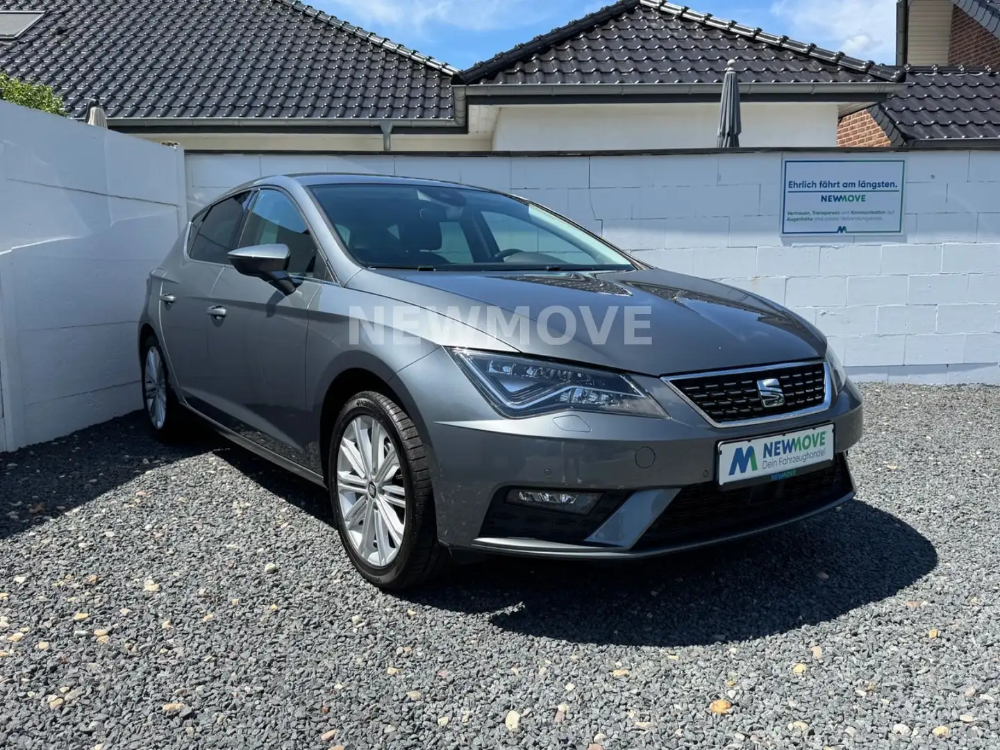 SEAT Leon 1.4 TSI Xcellence Carplay LED SHZ Navi DAB Gris - 1