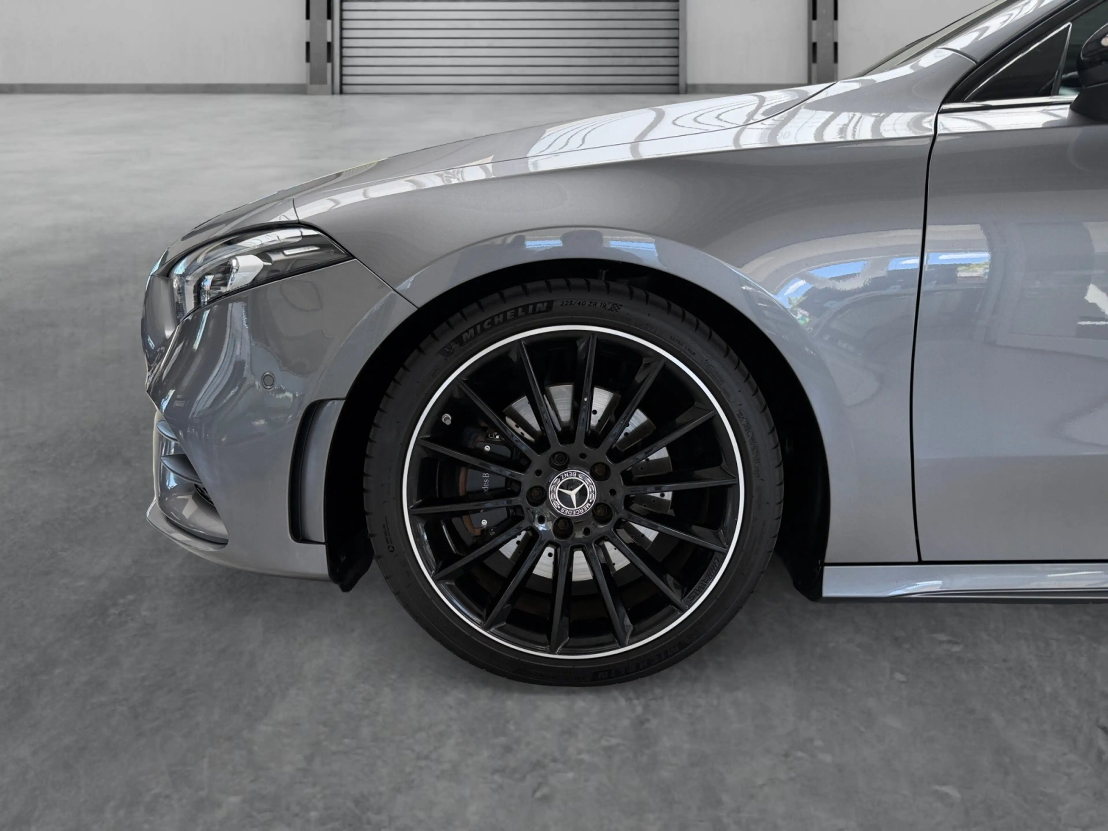 Mercedes-Benz A 220 AMG DCT+MBUX+MULTIBEAM+AKTIVPARK+KAMERA+19 — photo 13
