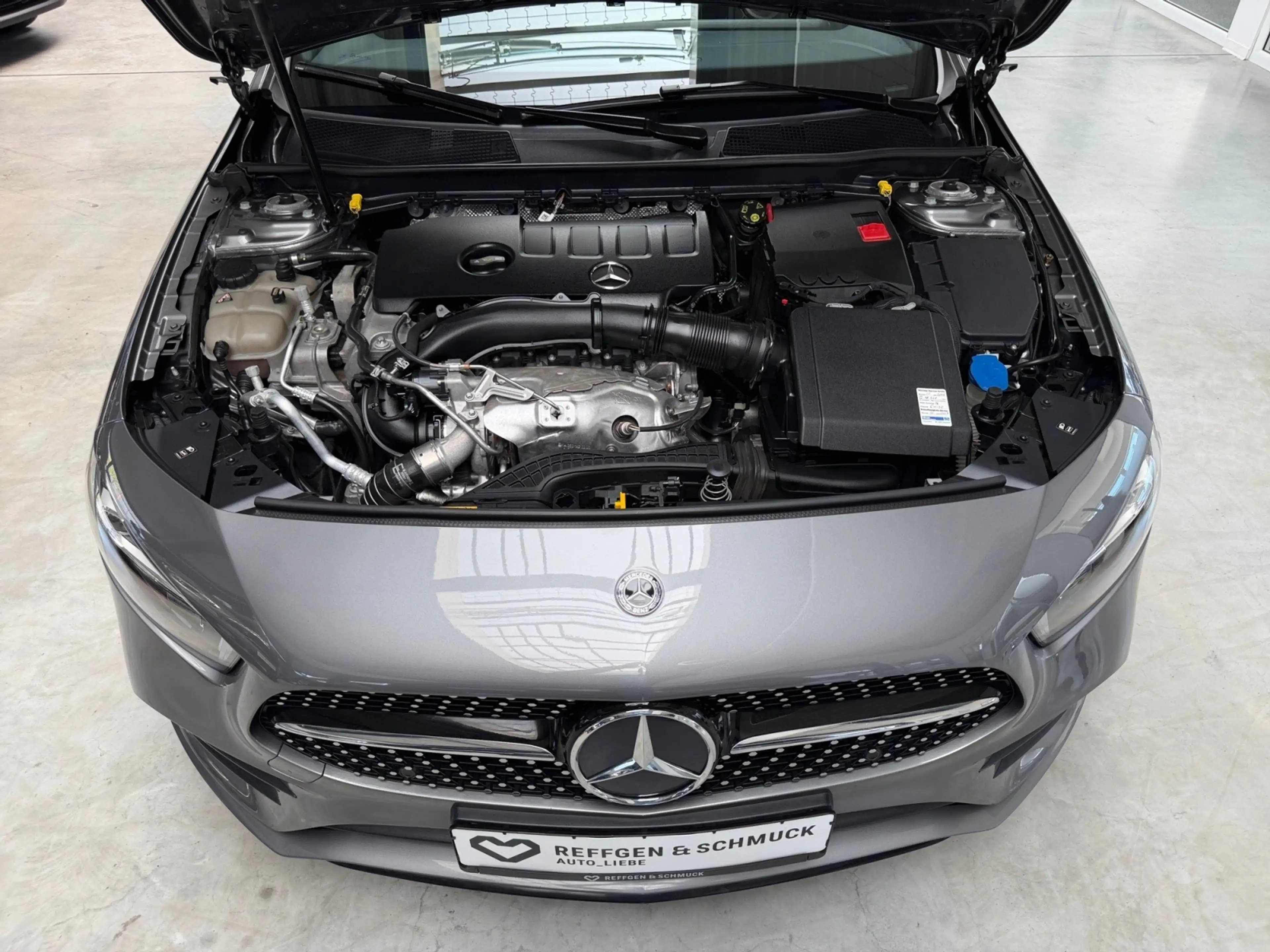 Mercedes-Benz A 220 AMG DCT+MBUX+MULTIBEAM+AKTIVPARK+KAMERA+19 — photo 18