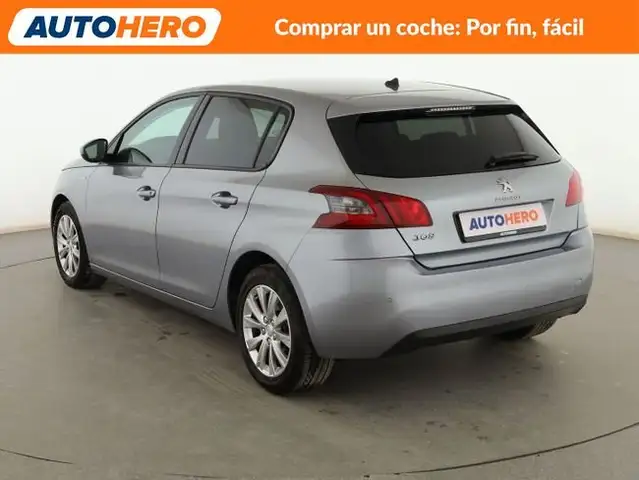 Peugeot 308 view 4