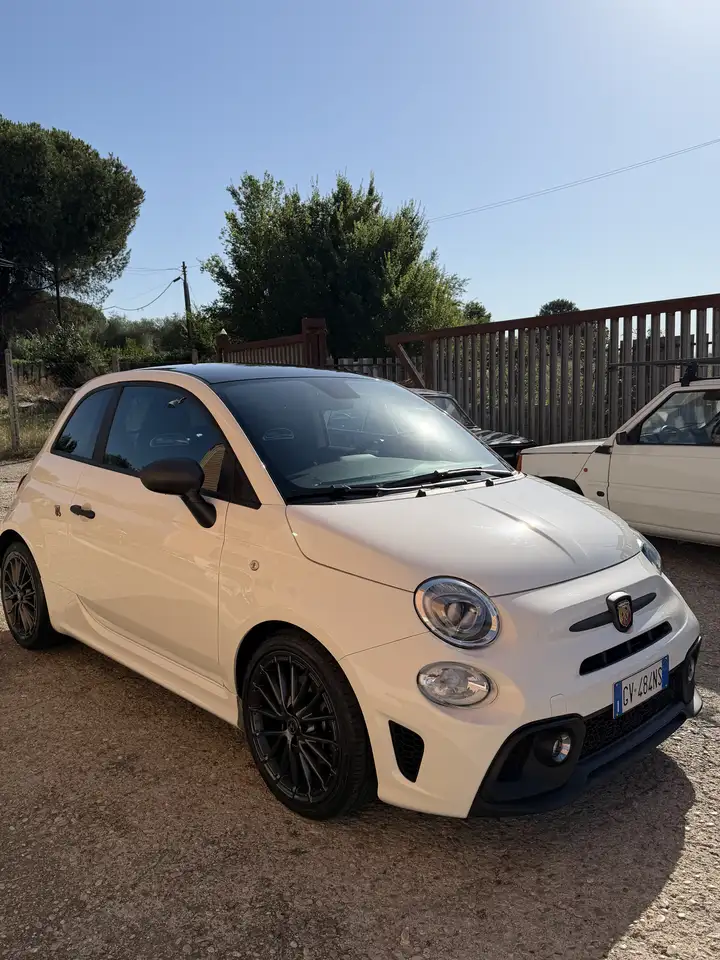 Abarth 595 2024