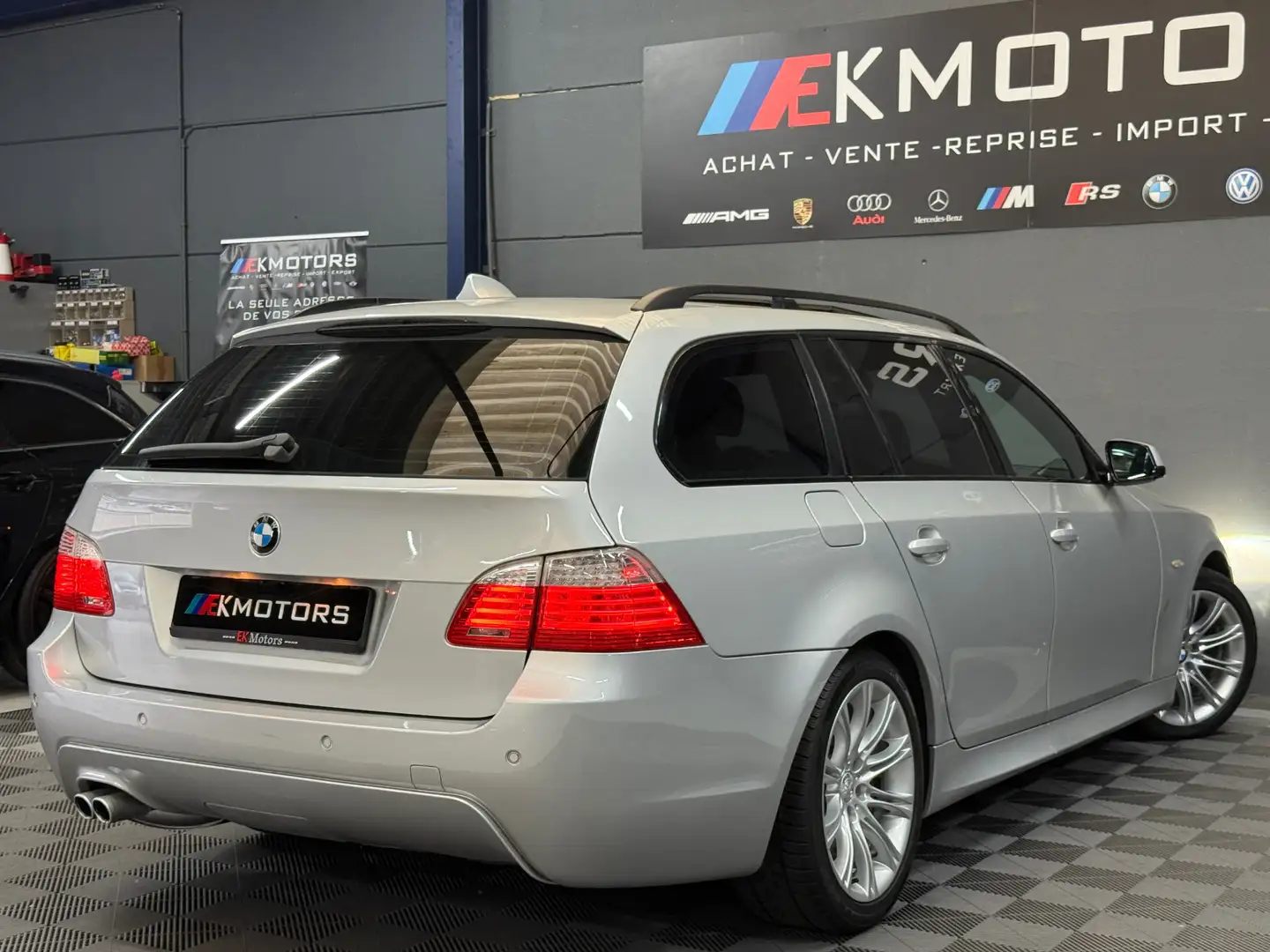 BMW 530 °DKG°PACK-M°PANO°CIC°FULL OPTIONS Zilver - 2