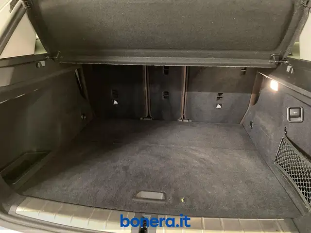 BMW X1 view 13