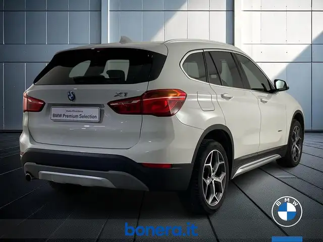 BMW X1 view 6