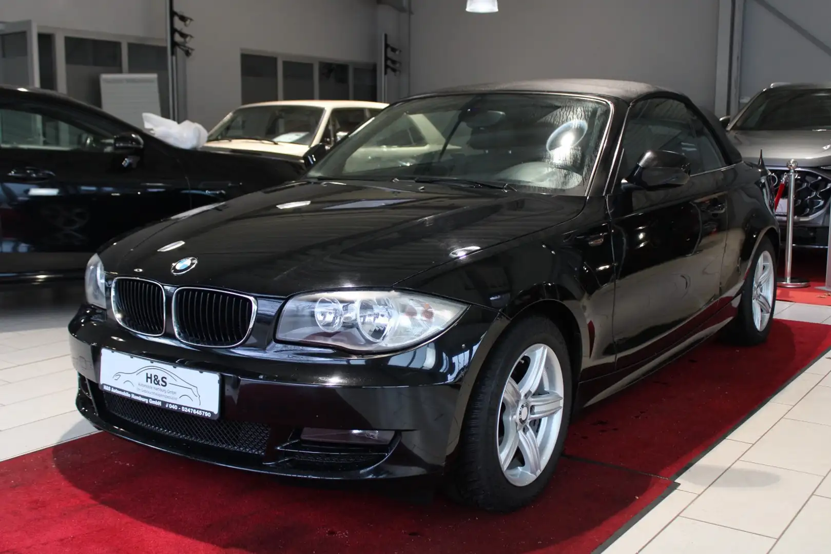BMW 118 i Cabrio Tempomat*LEDER*TÜV Schwarz - 2