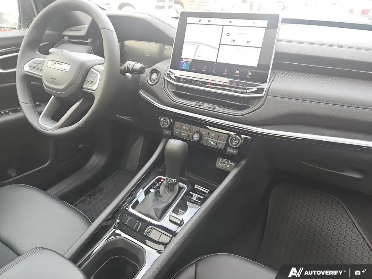 Jeep Compass снимка Jeep Compass