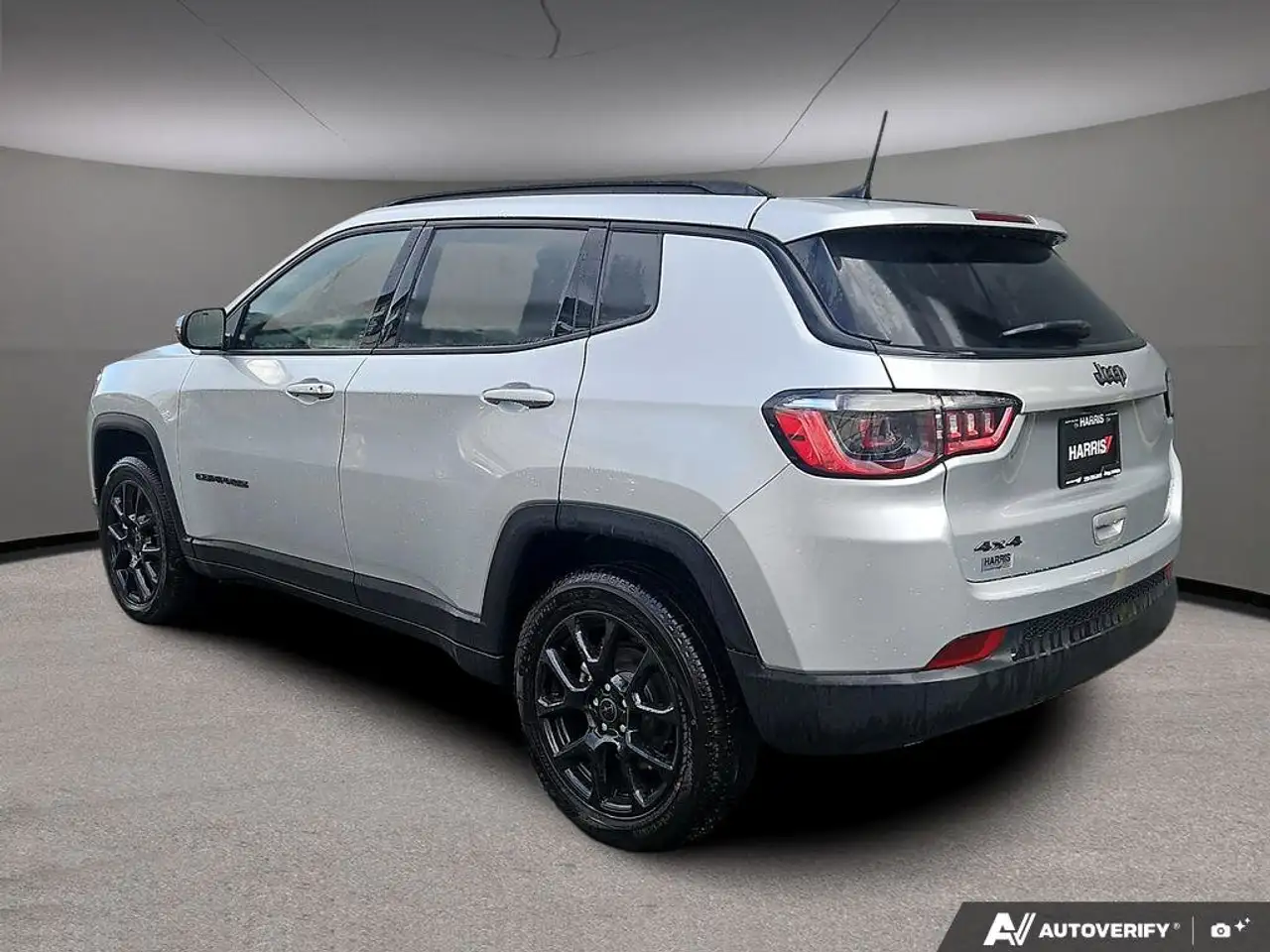Jeep Compass снимка Jeep Compass