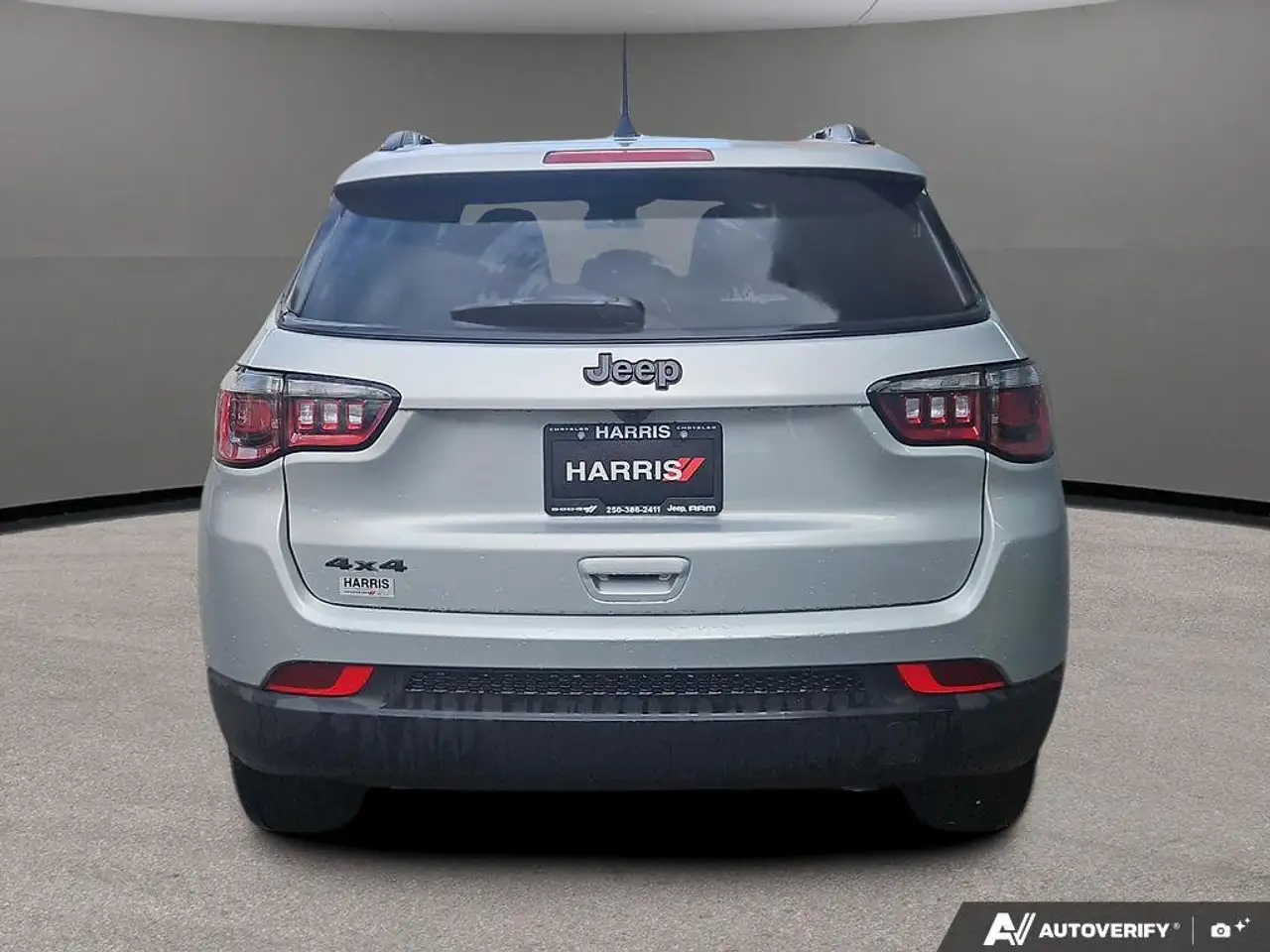 Jeep Compass снимка Jeep Compass