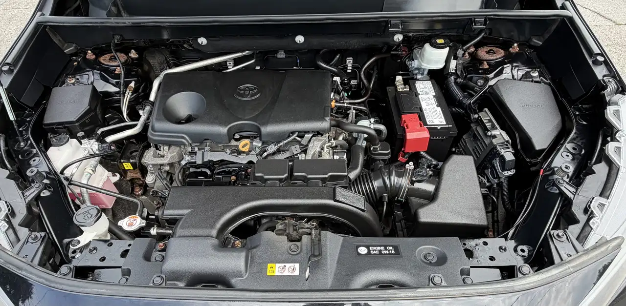 Toyota RAV 4 снимка Toyota RAV 4