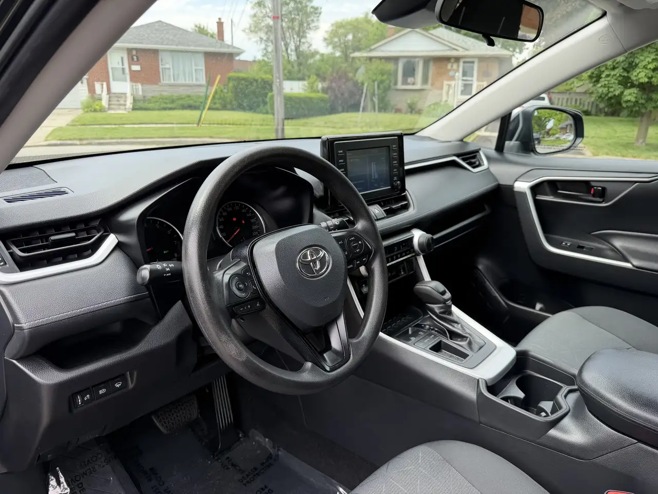 Toyota RAV 4 снимка Toyota RAV 4
