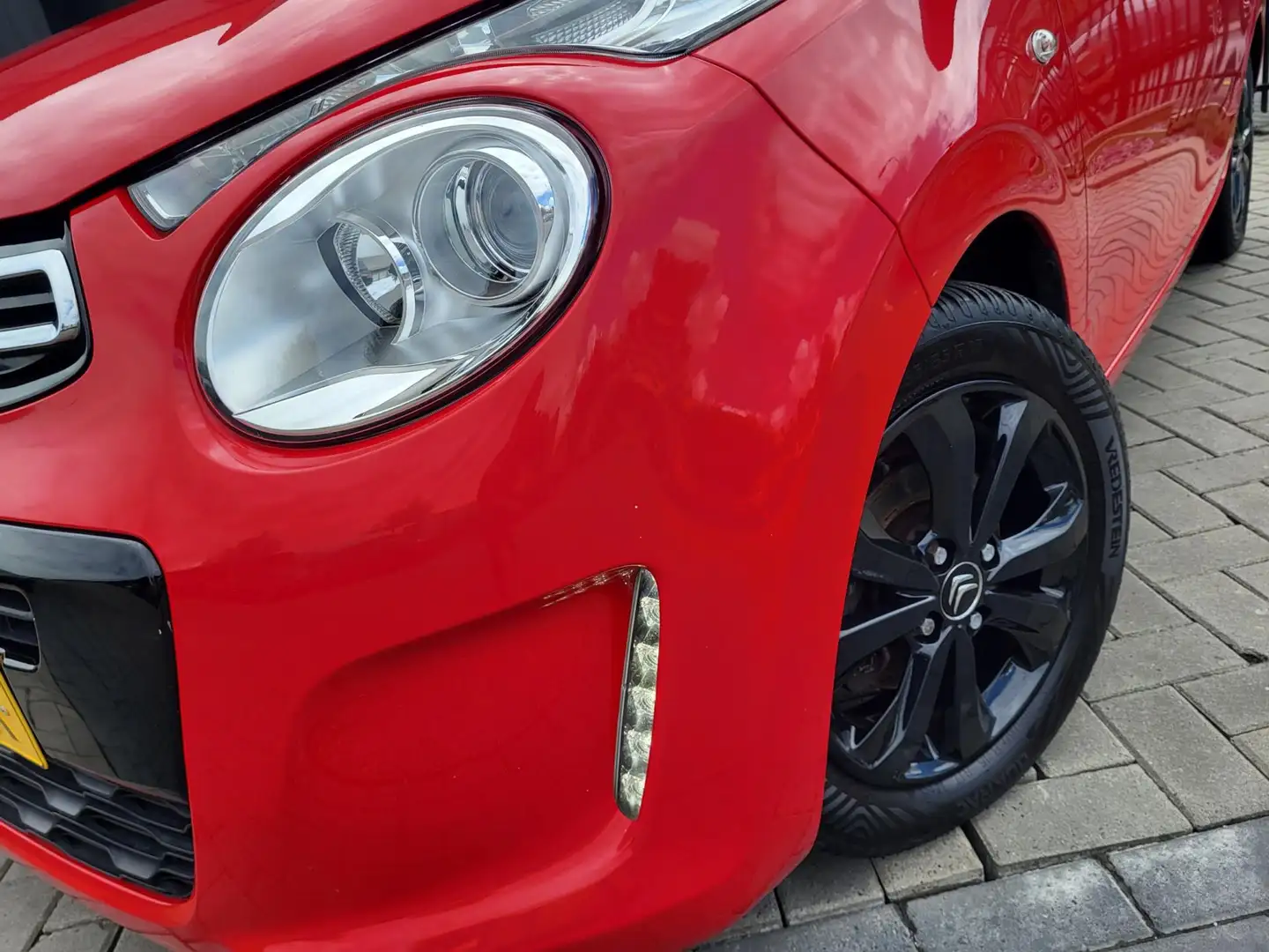 Citroen C1 1.0 VTi Airscape Shine | 1e EIGENAAR |Met o.a. led Rouge - 2
