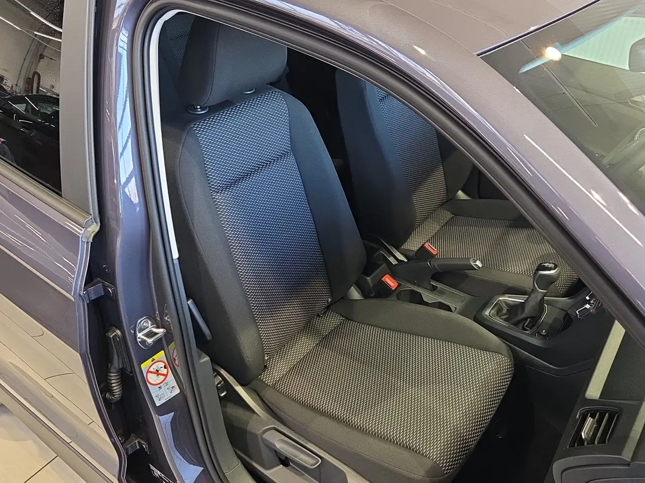 Volkswagen T-Cross 4Me TSI 12