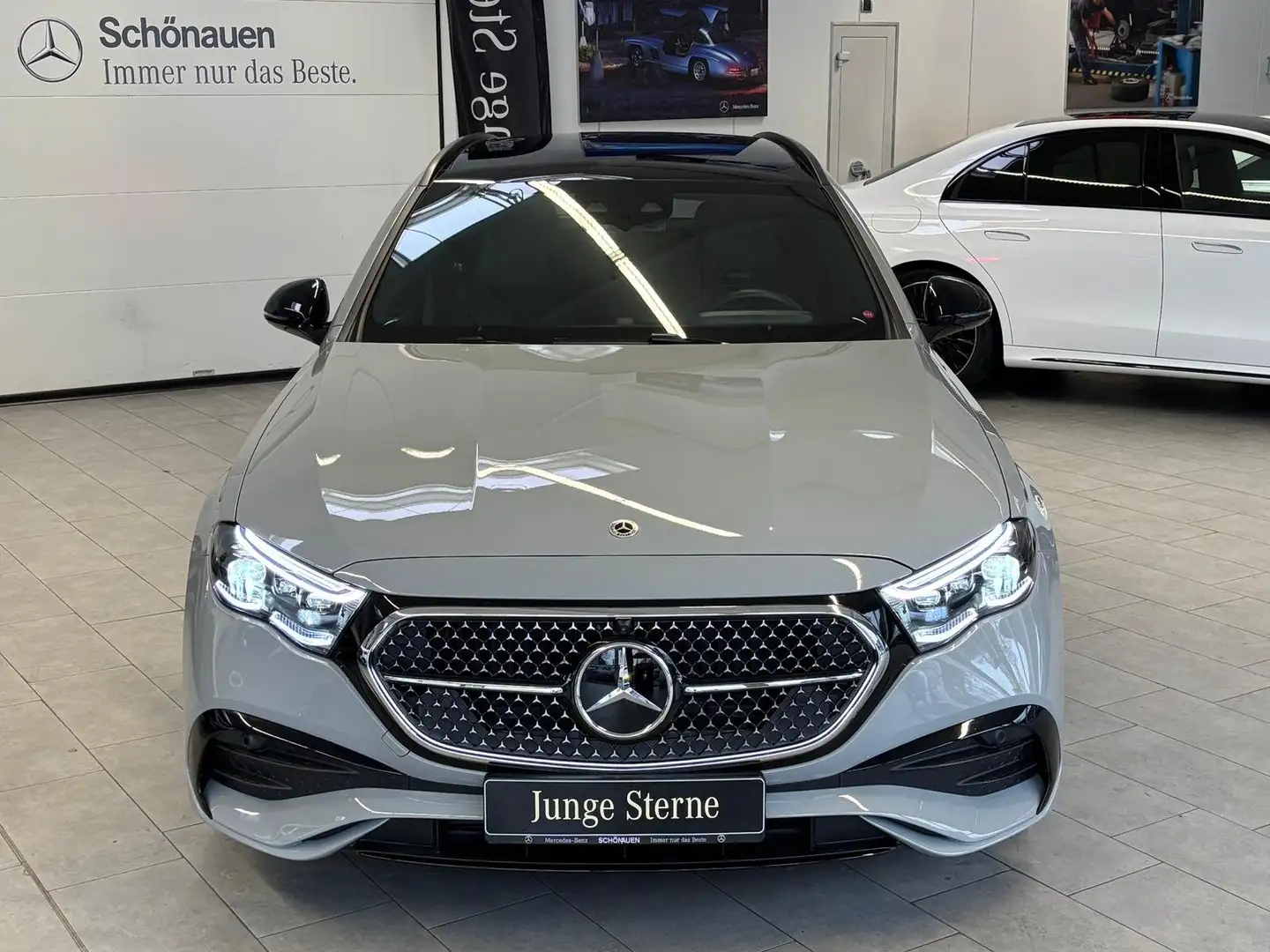 Mercedes-Benz E 450 d 4M T AMG+DISTR+HUD+PANO+AHK+BURM4D+NIGHT Grau - 2