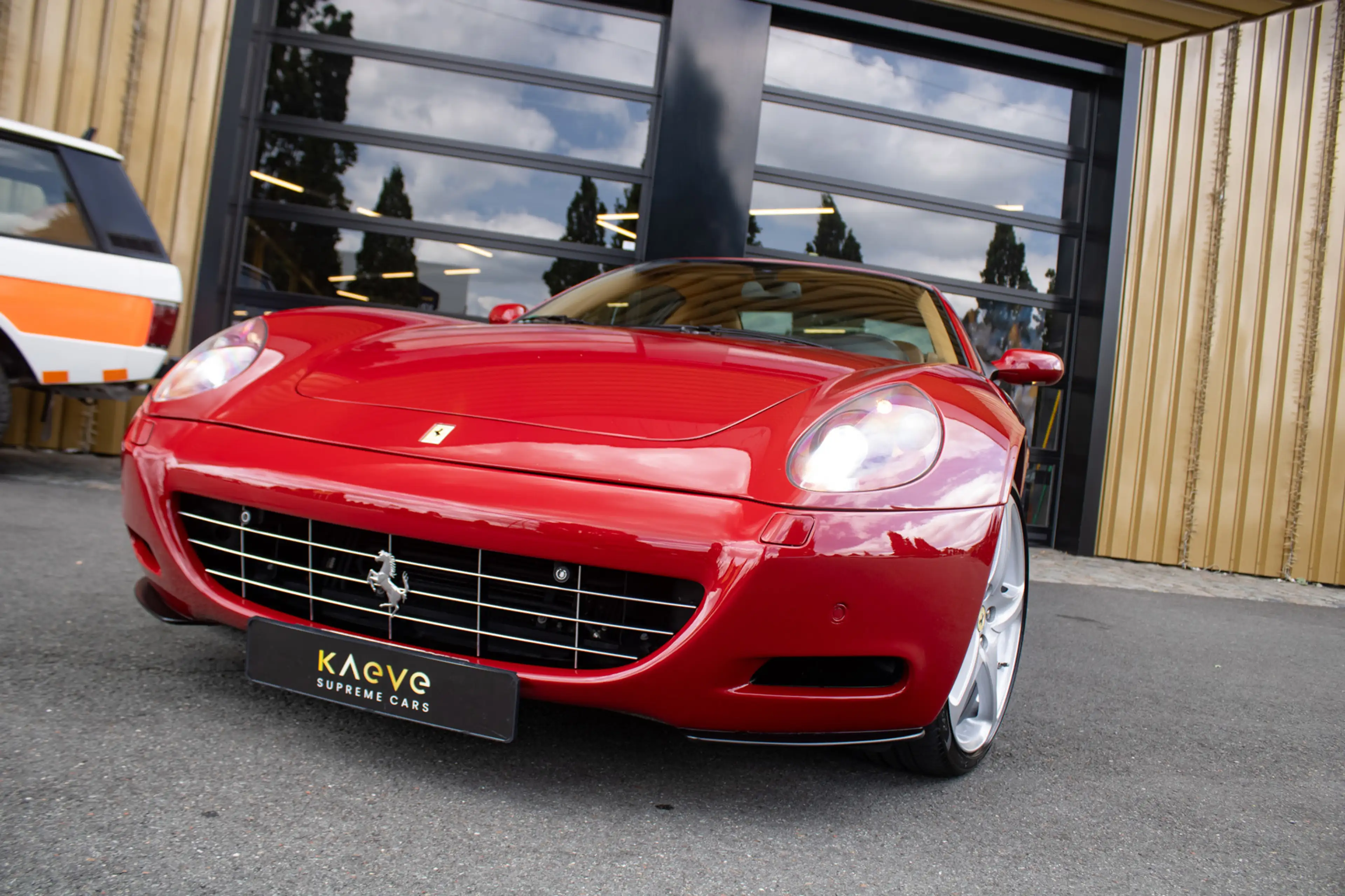 Ferrari 612 Scaglietti F1 | Rosso Mugello | Dealer maintained — photo 31