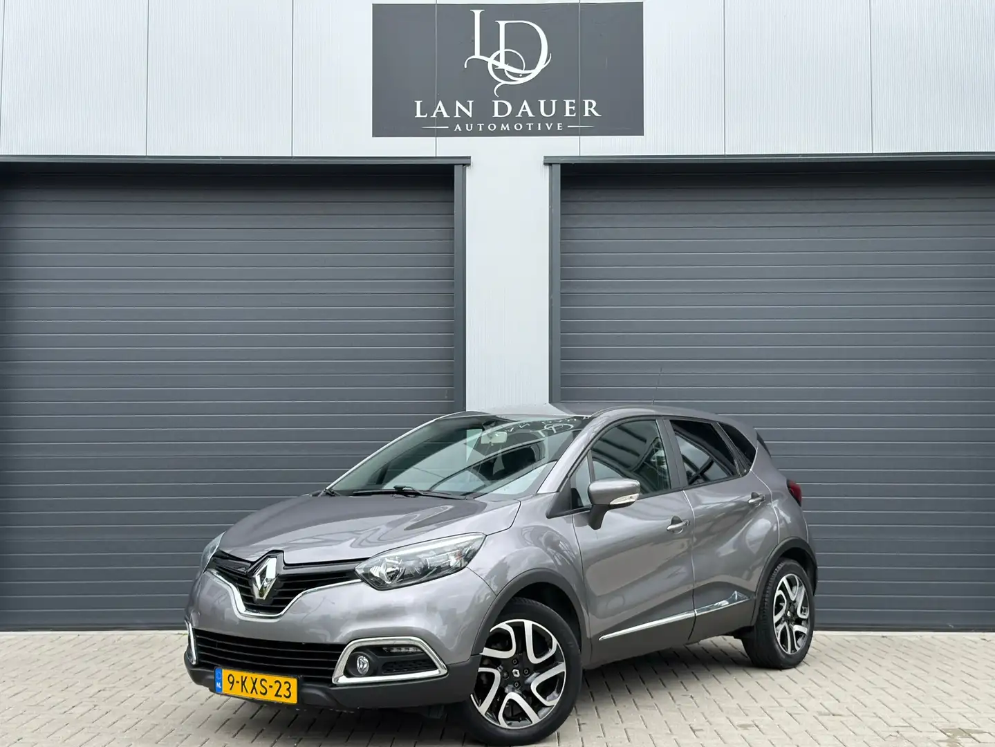 Renault Captur 1.2 TCe Expression / Automaat / NAP / Boekjes Grigio - 1