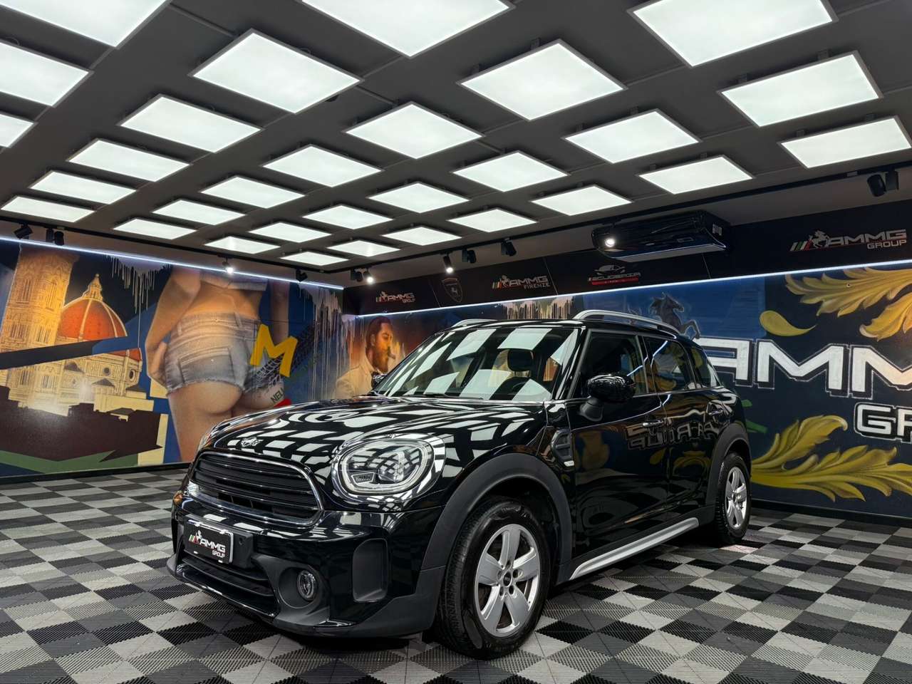 MINI One Countryman Mini 1.5 One D JCW Countryman (329)
