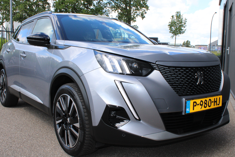 Peugeot e-2008 EV GT Pack 50 kWh | Fase 3 laden | Navigatie | Cam — photo 7