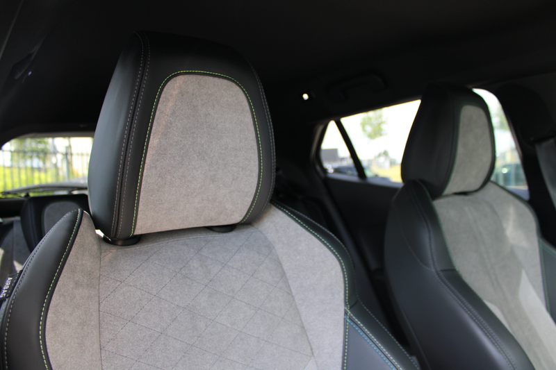 Peugeot e-2008 EV GT Pack 50 kWh | Fase 3 laden | Navigatie | Cam — photo 4