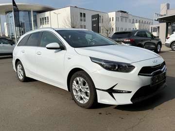 ceed SW 1,5 TGDI Silber