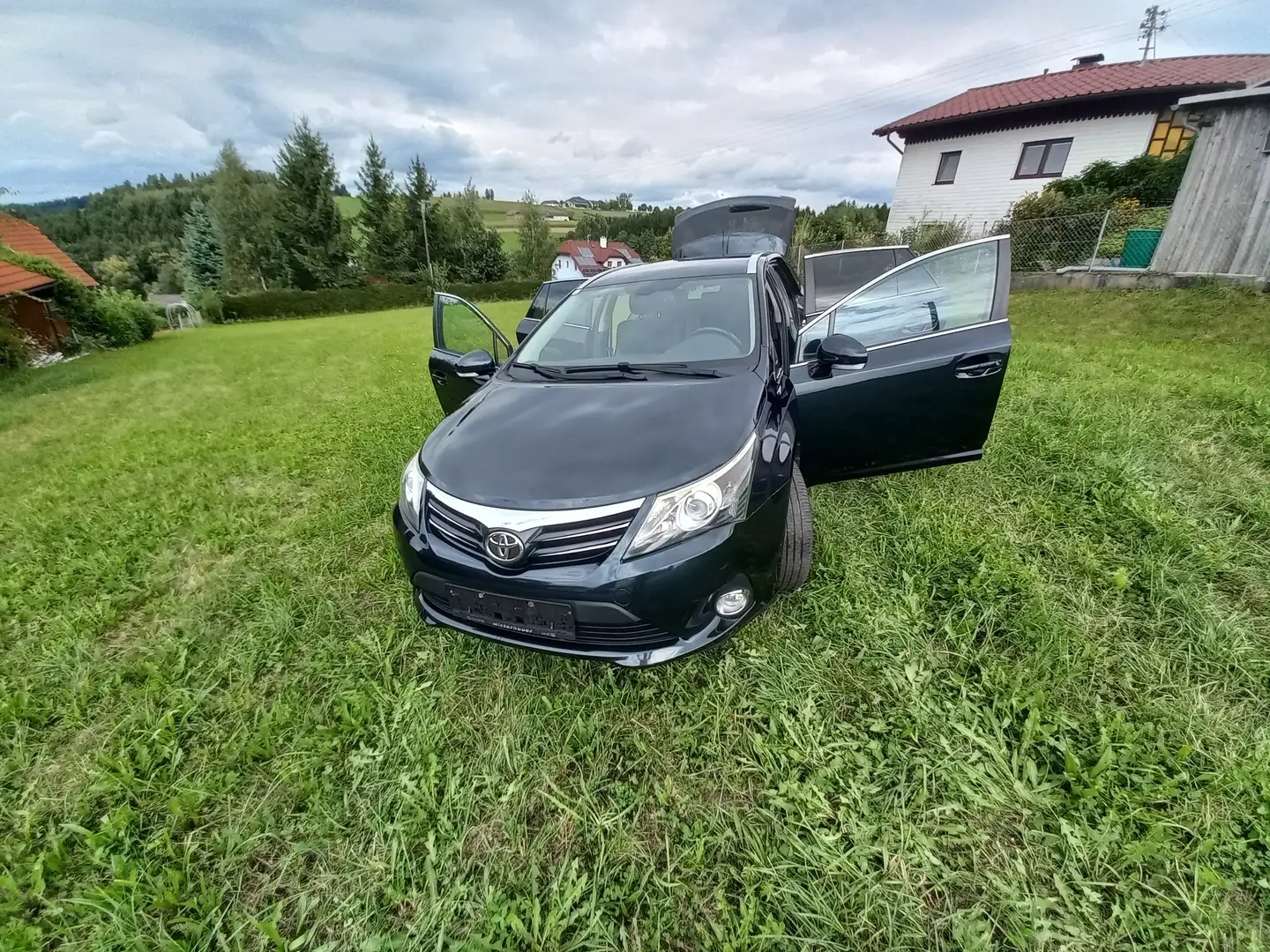 Toyota Avensis Avensis 2,2 D4-D 150 DPF Premium Premium Nero - 1