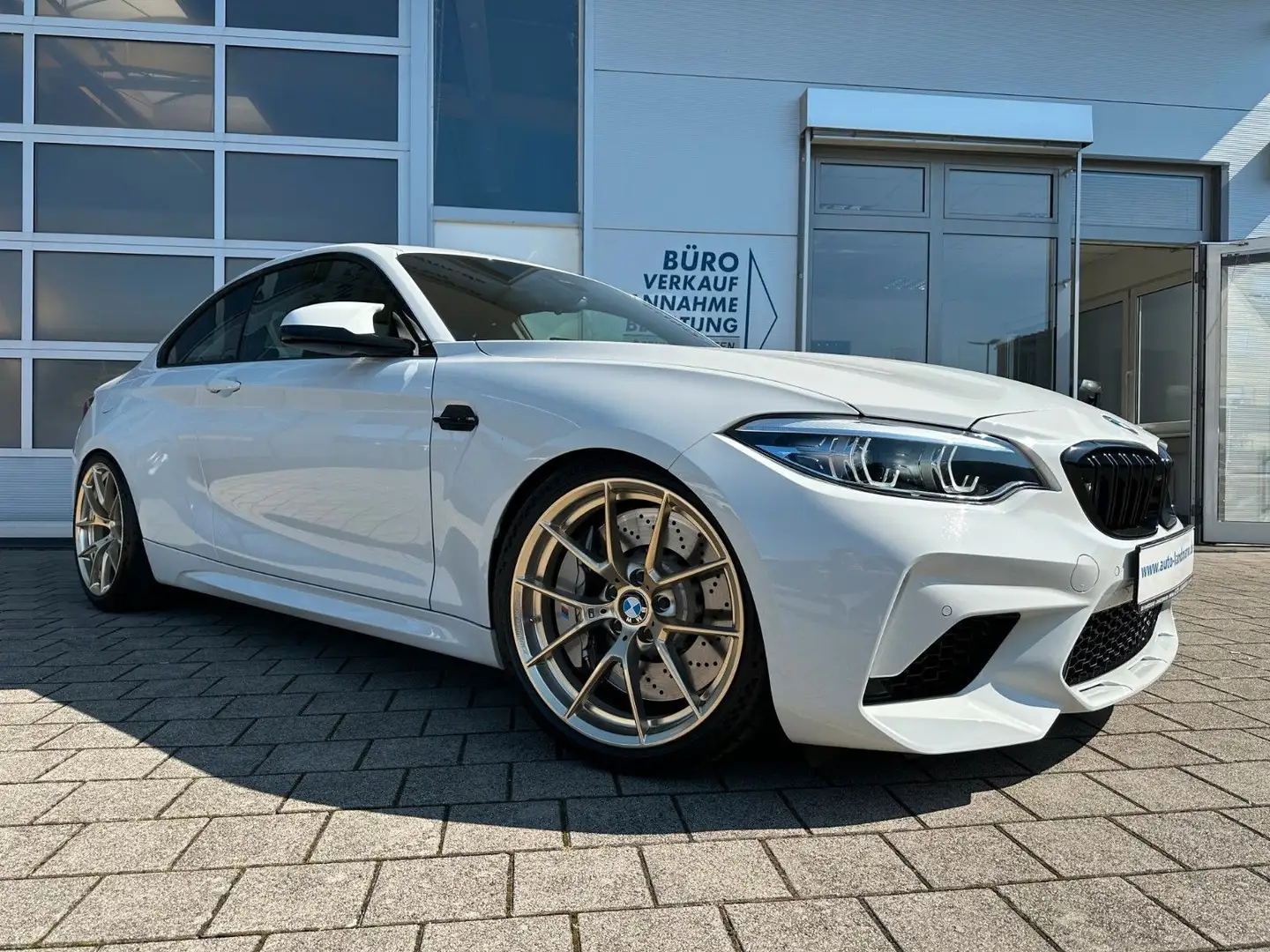 BMW M2 Competition LIGHTWEIGHT DE-FZG BMW HISTORIE Bílá - 2