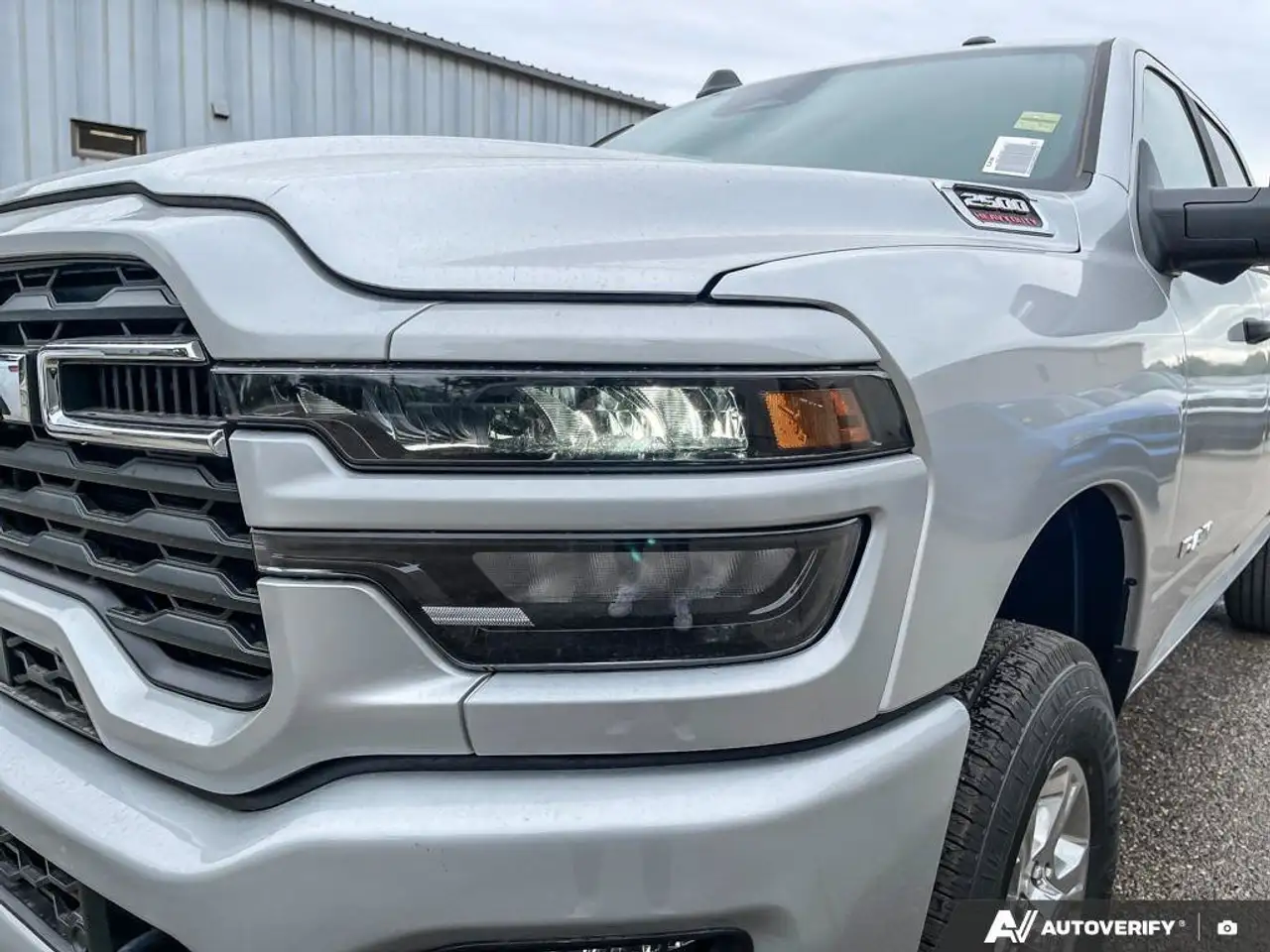 RAM 2500 снимка RAM 2500