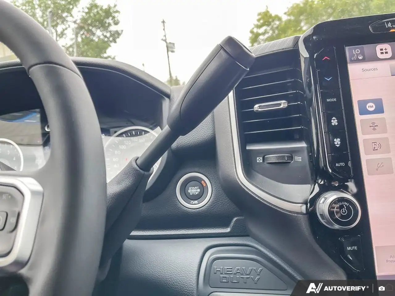 RAM 2500 снимка RAM 2500