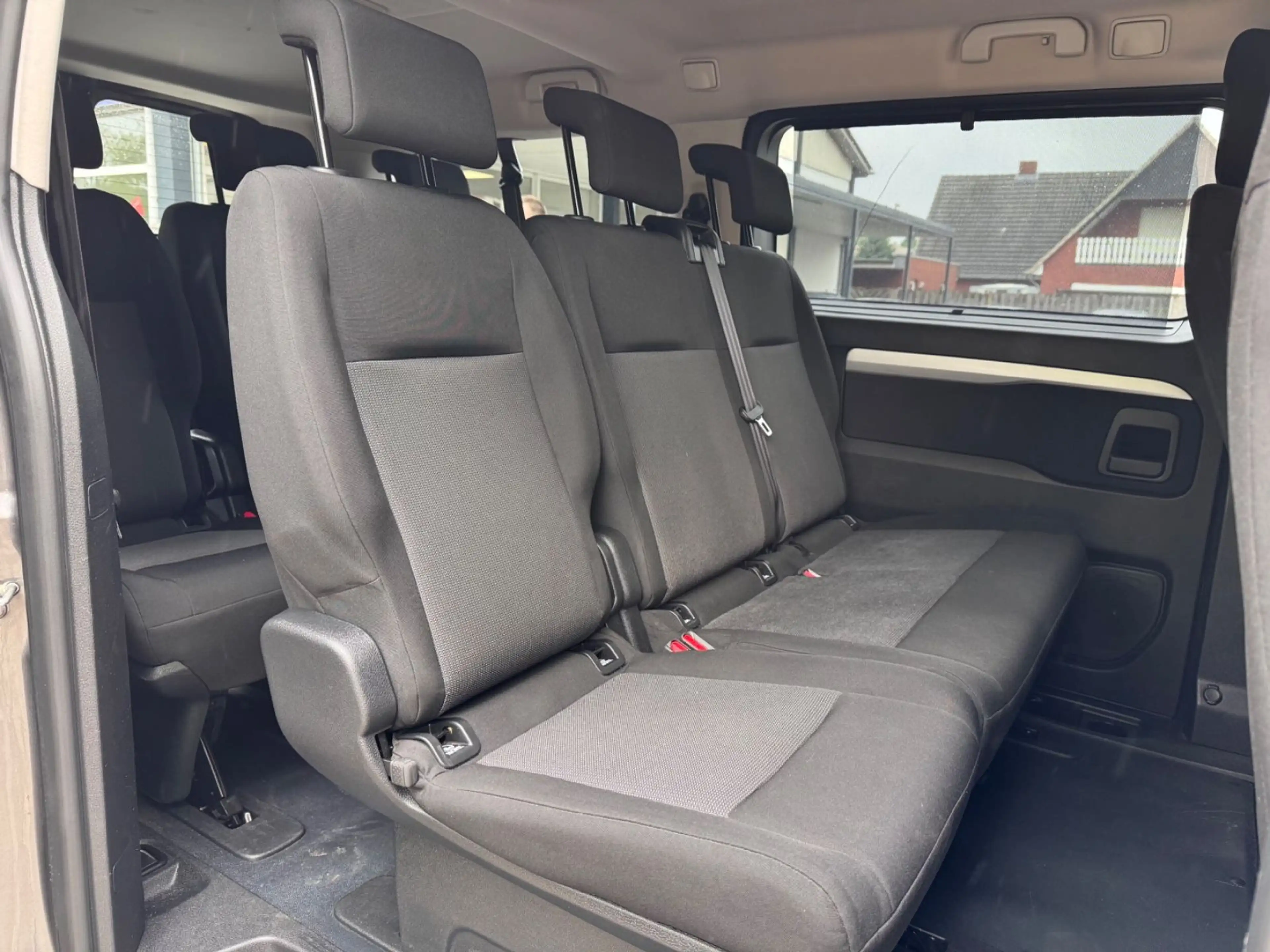 Toyota Proace Verso L2 Shuttle Comfort*KAMERA*LED*SHZ* — photo 15
