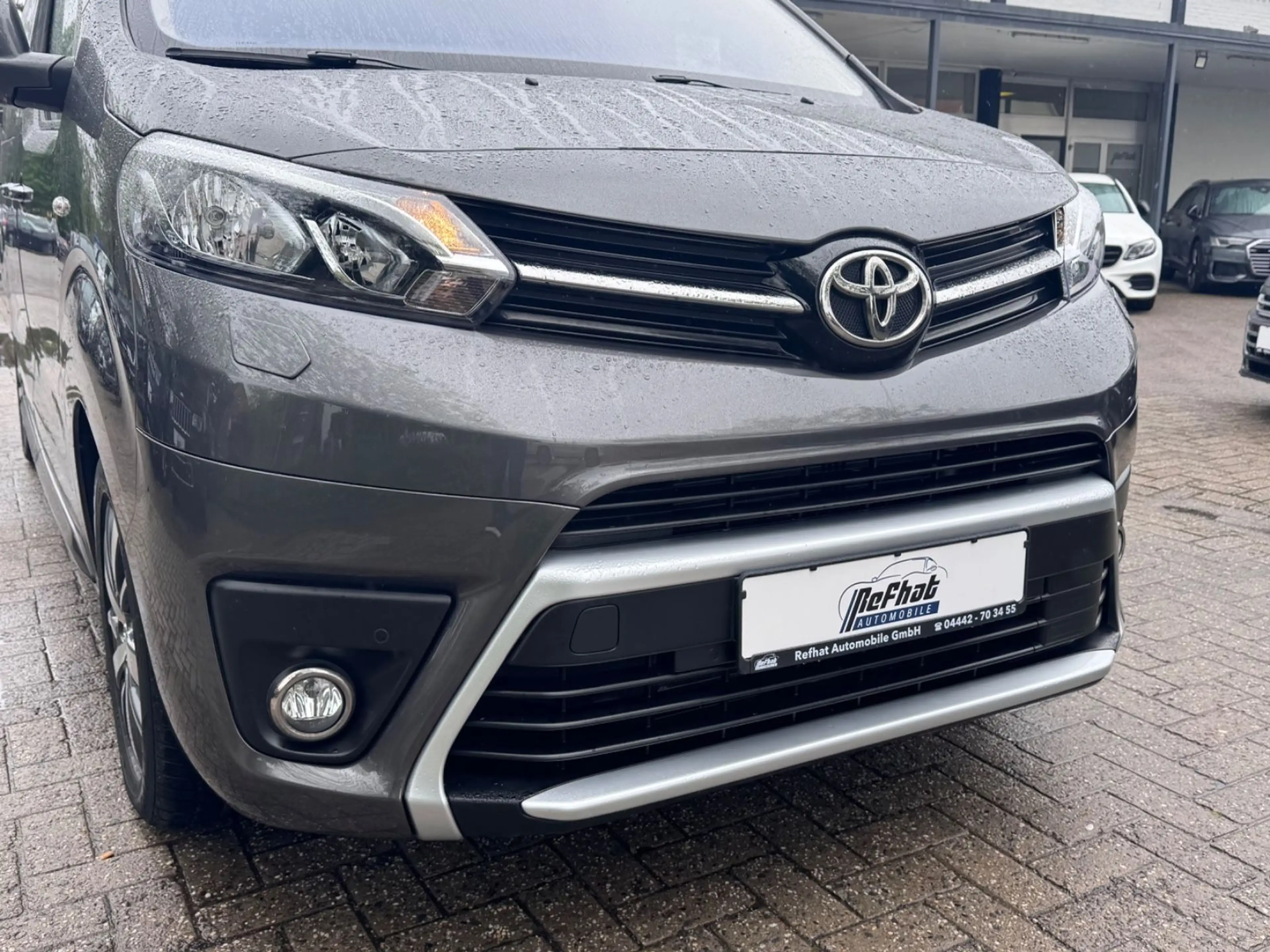 Toyota Proace Verso L2 Shuttle Comfort*KAMERA*LED*SHZ* — photo 4