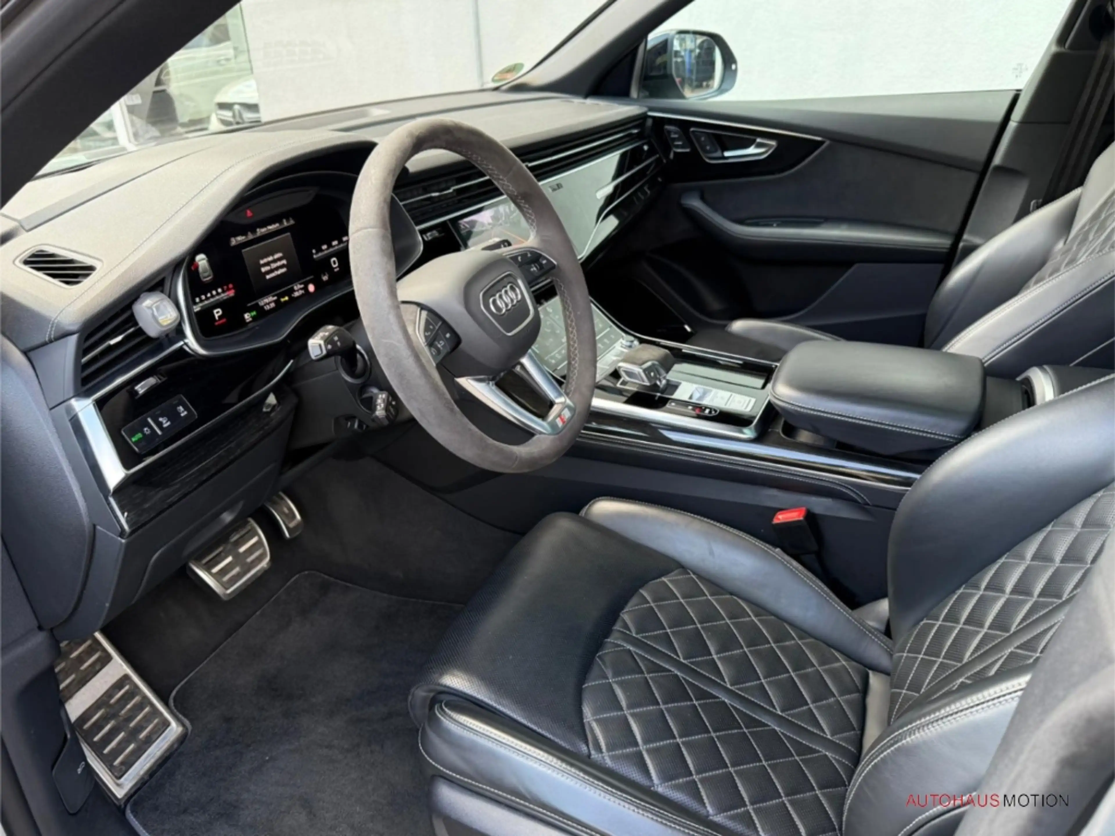 Audi SQ8 4.0 TFSI quatt. ACC LUFTFED STANDHZG B&O PANO MATR — photo 9