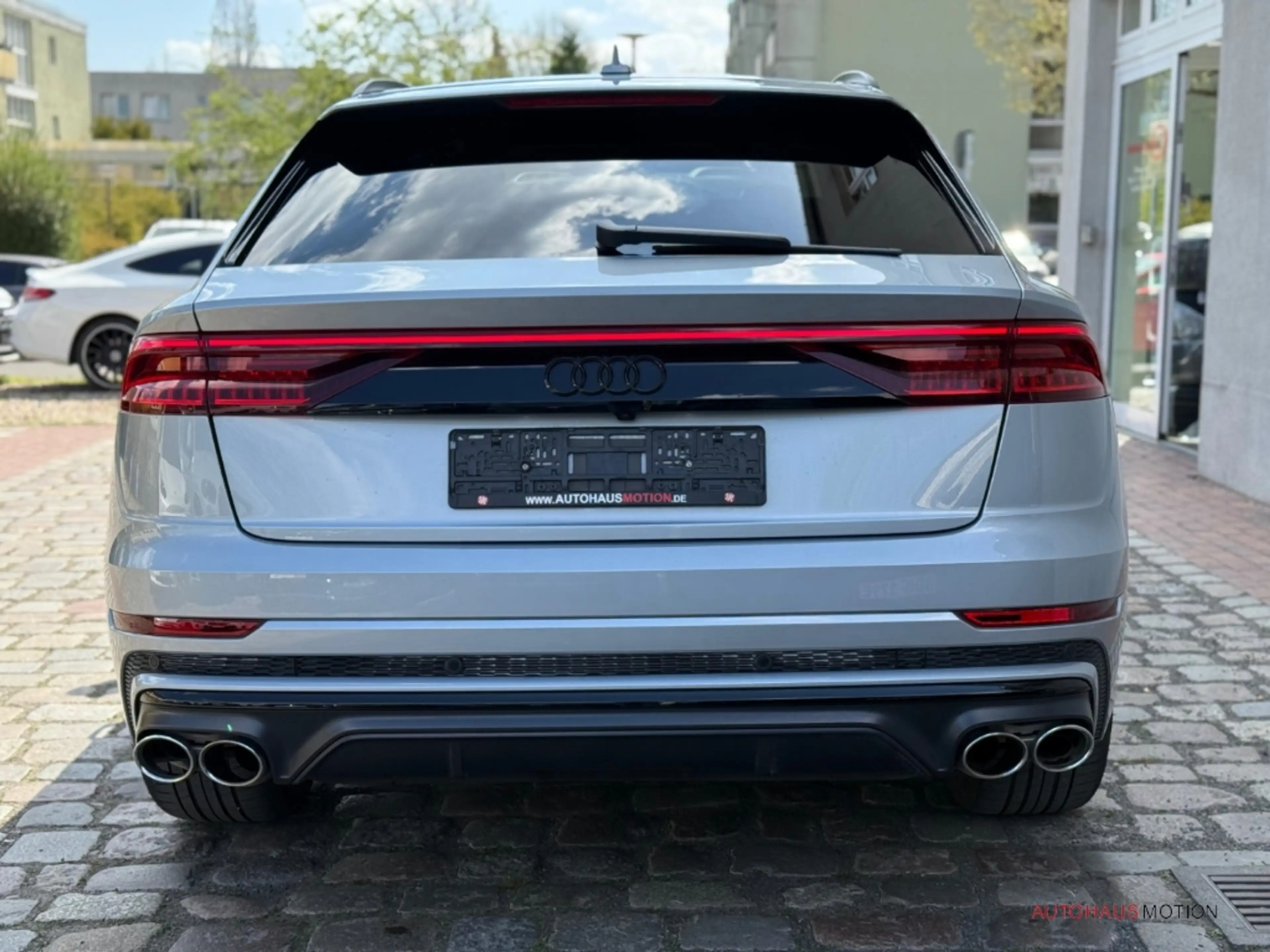 Audi SQ8 4.0 TFSI quatt. ACC LUFTFED STANDHZG B&O PANO MATR — photo 7