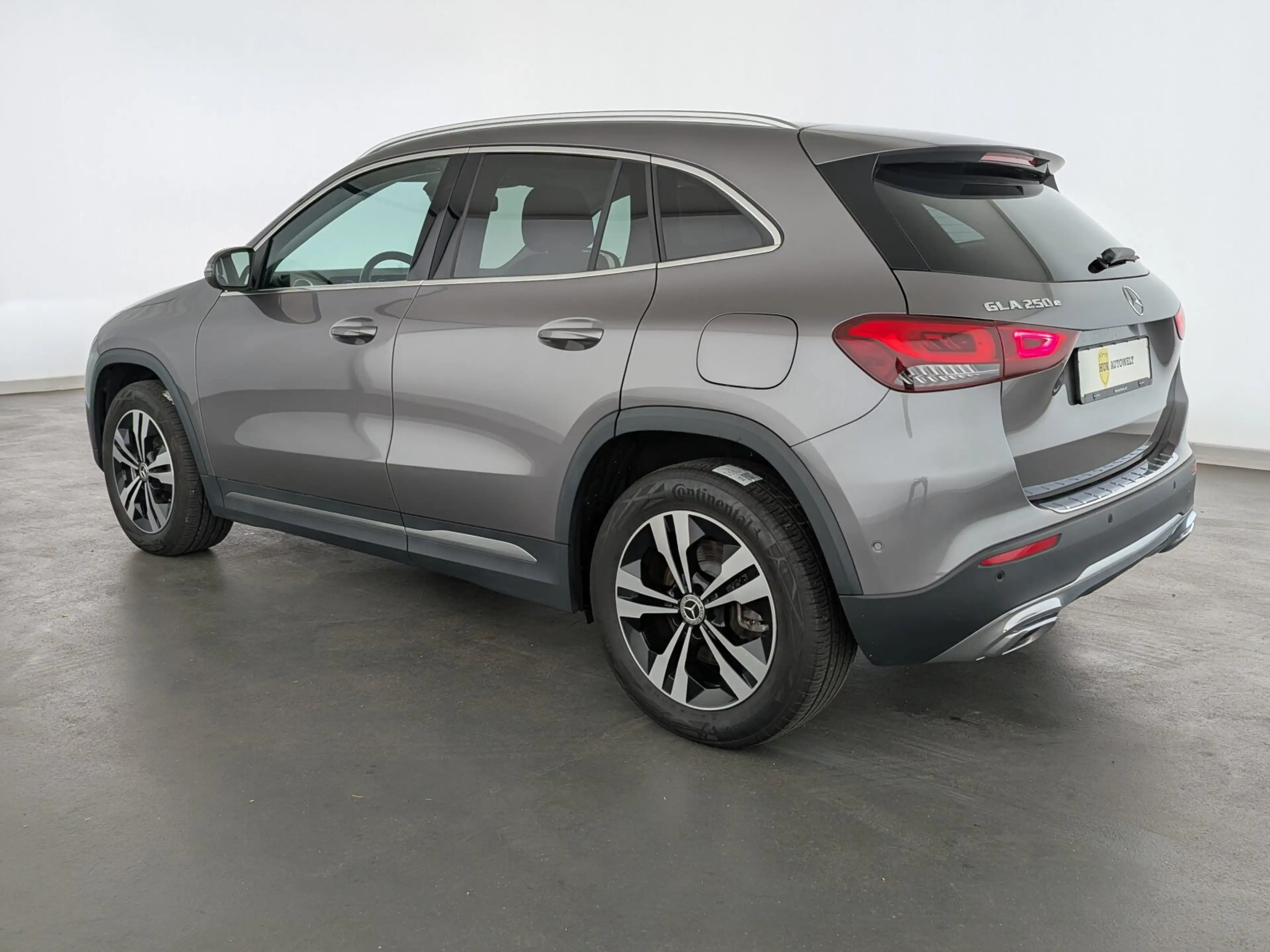 Mercedes-Benz GLA 250 GLA 250 e Progressive (EURO 6d) LED+NAVI+ACC+SHZ — photo 9