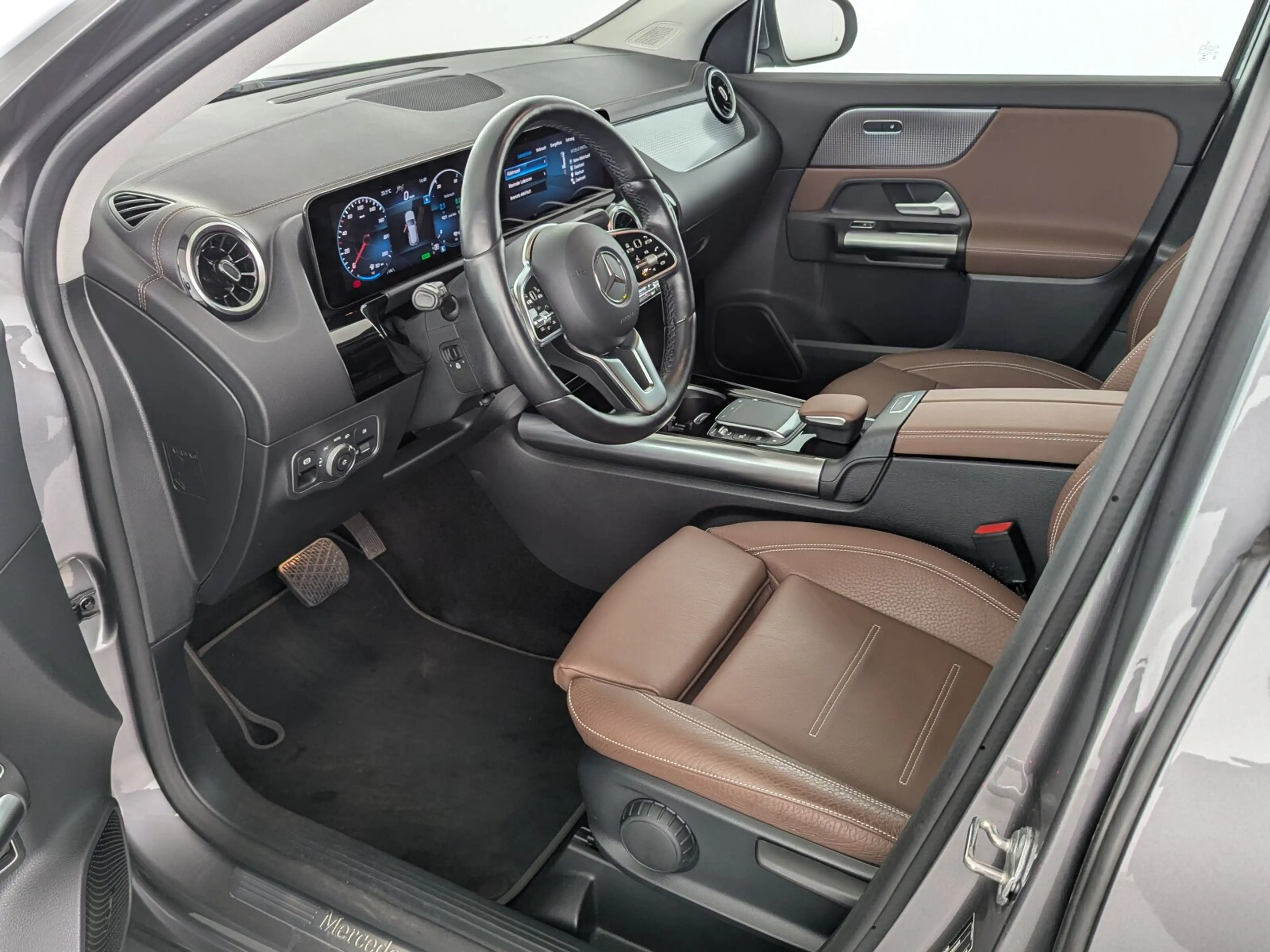 Mercedes-Benz GLA 250 GLA 250 e Progressive (EURO 6d) LED+NAVI+ACC+SHZ — photo 14