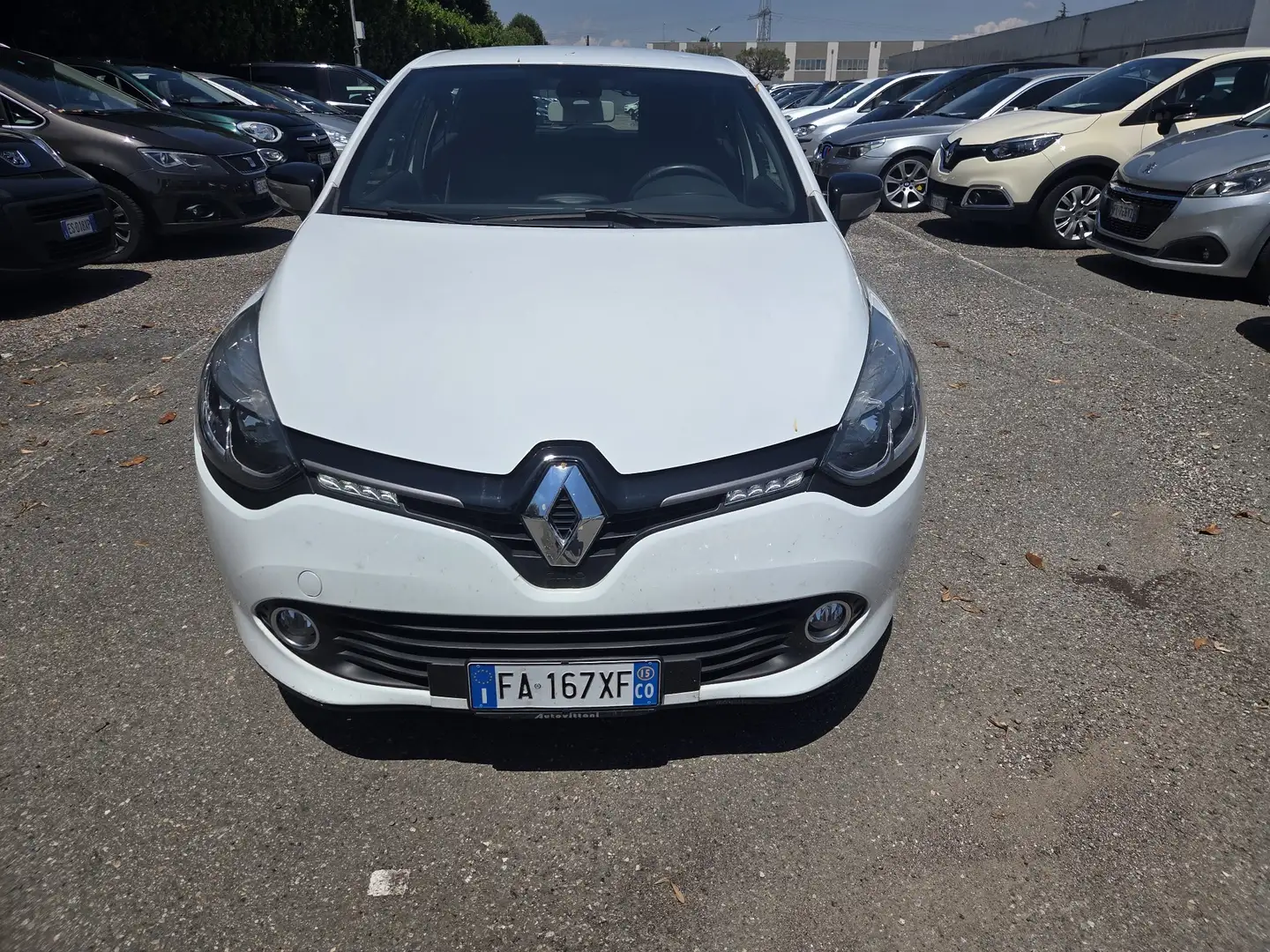 Renault Clio 5p 1.2 Duel 75cv Wit - 2