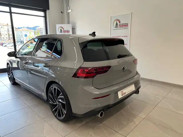 Volkswagen Golf view 6