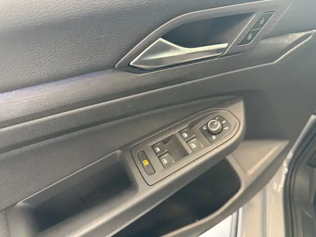 Volkswagen Golf view 10