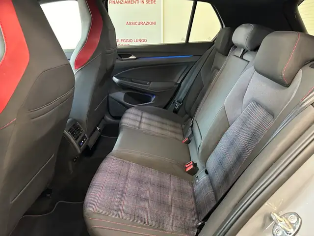 Volkswagen Golf view 7